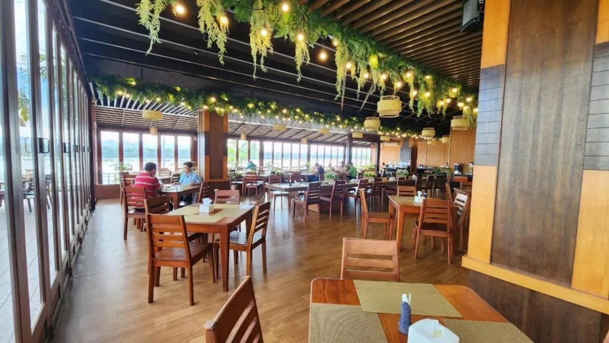 Restaurant/places to eat in Blu Hotel