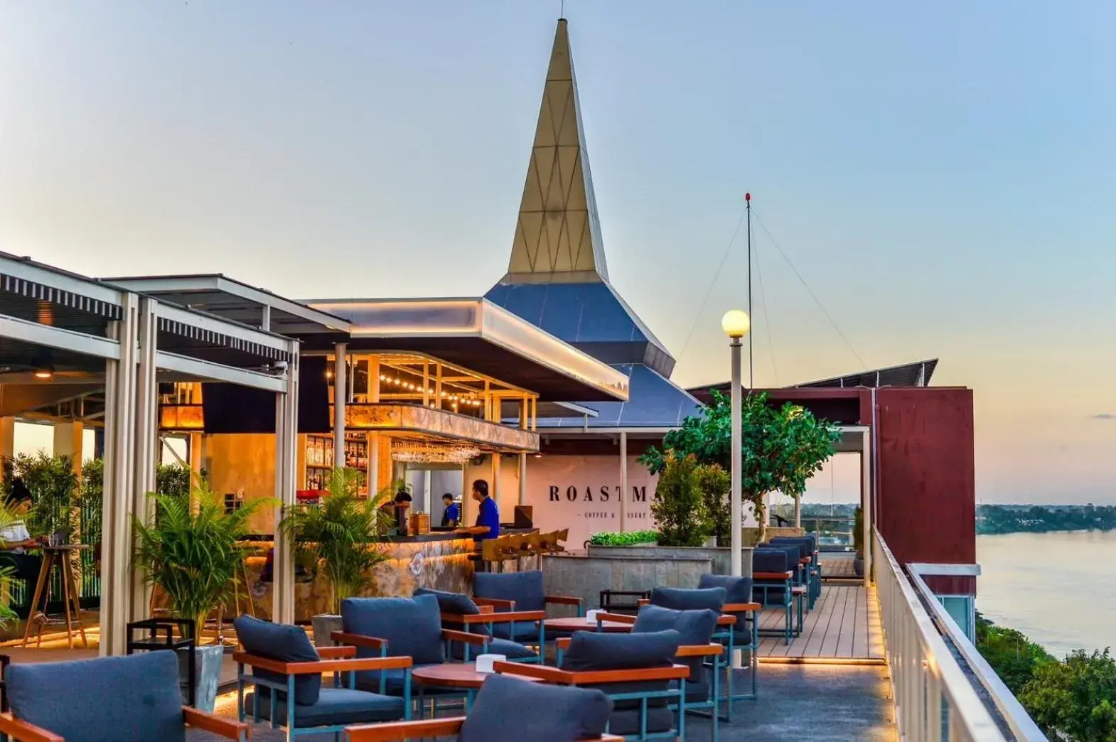 Restaurant/places to eat in Blu Hotel Restaurant/places to eat in Blu Hotel