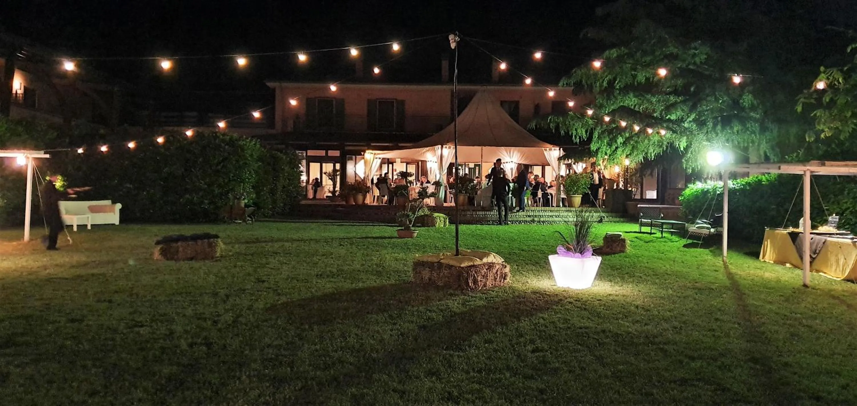 Property building in Sotto Il Cielo Hotel