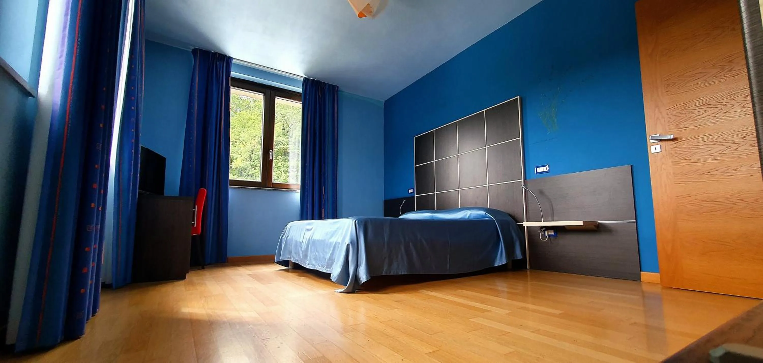 Photo of the whole room, Bed in Sotto Il Cielo Hotel