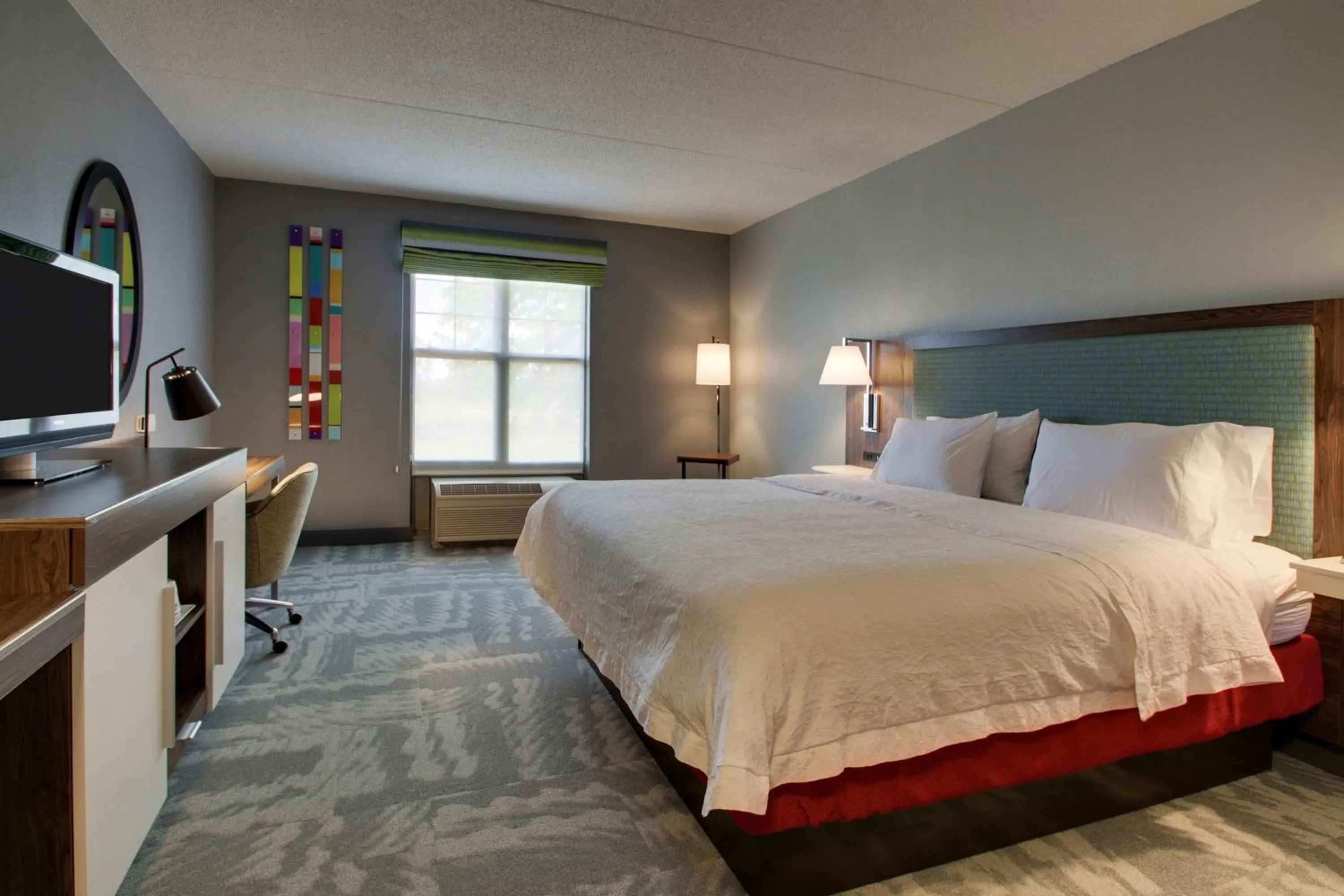 Bedroom, Bed in Hampton Inn & Suites Chicago/Aurora