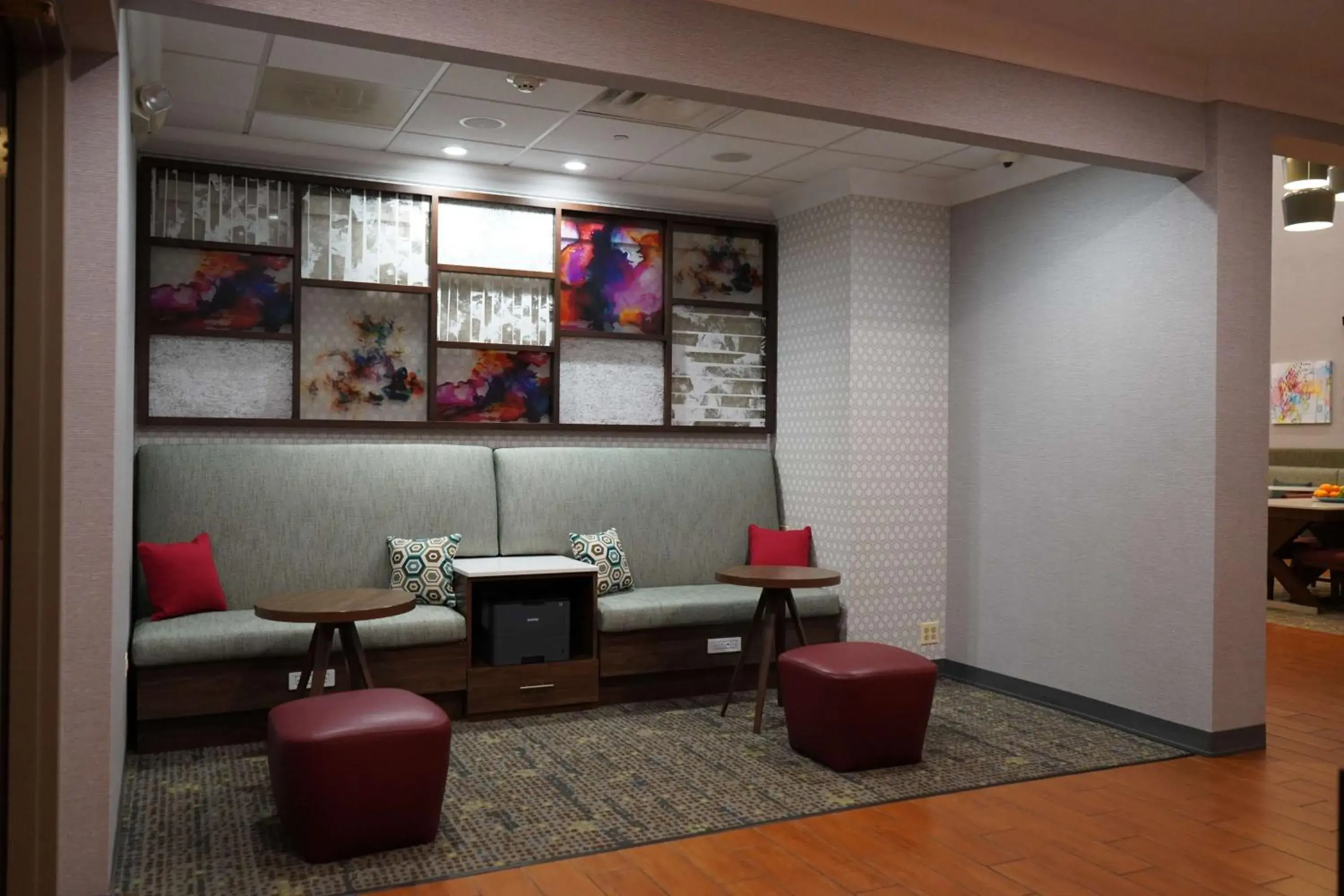 Lobby or reception in Hampton Inn & Suites Chicago/Aurora Lobby or reception in Hampton Inn & Suites Chicago/Aurora