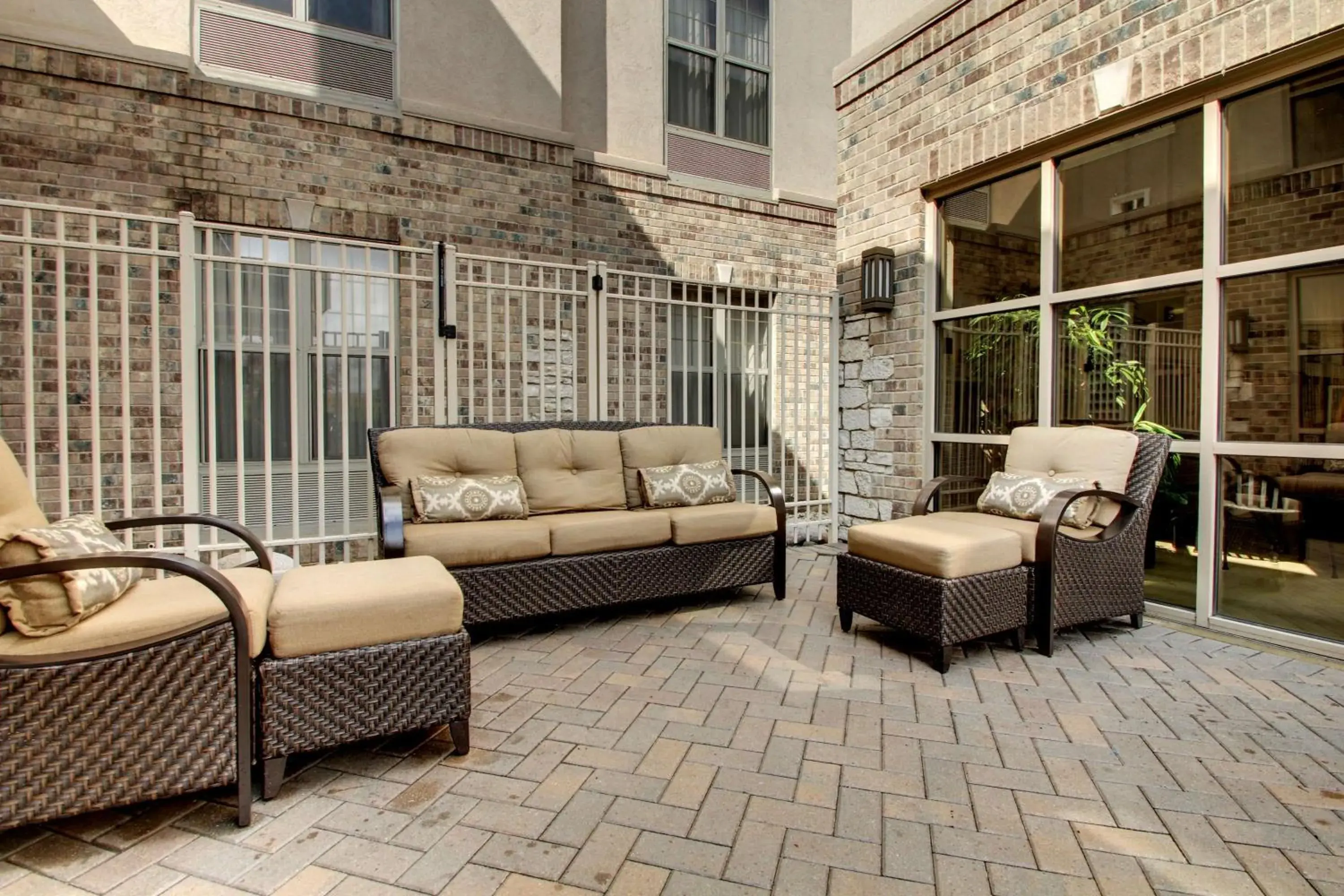 Hampton Inn & Suites Chicago/Aurora Hampton Inn & Suites Chicago/Aurora