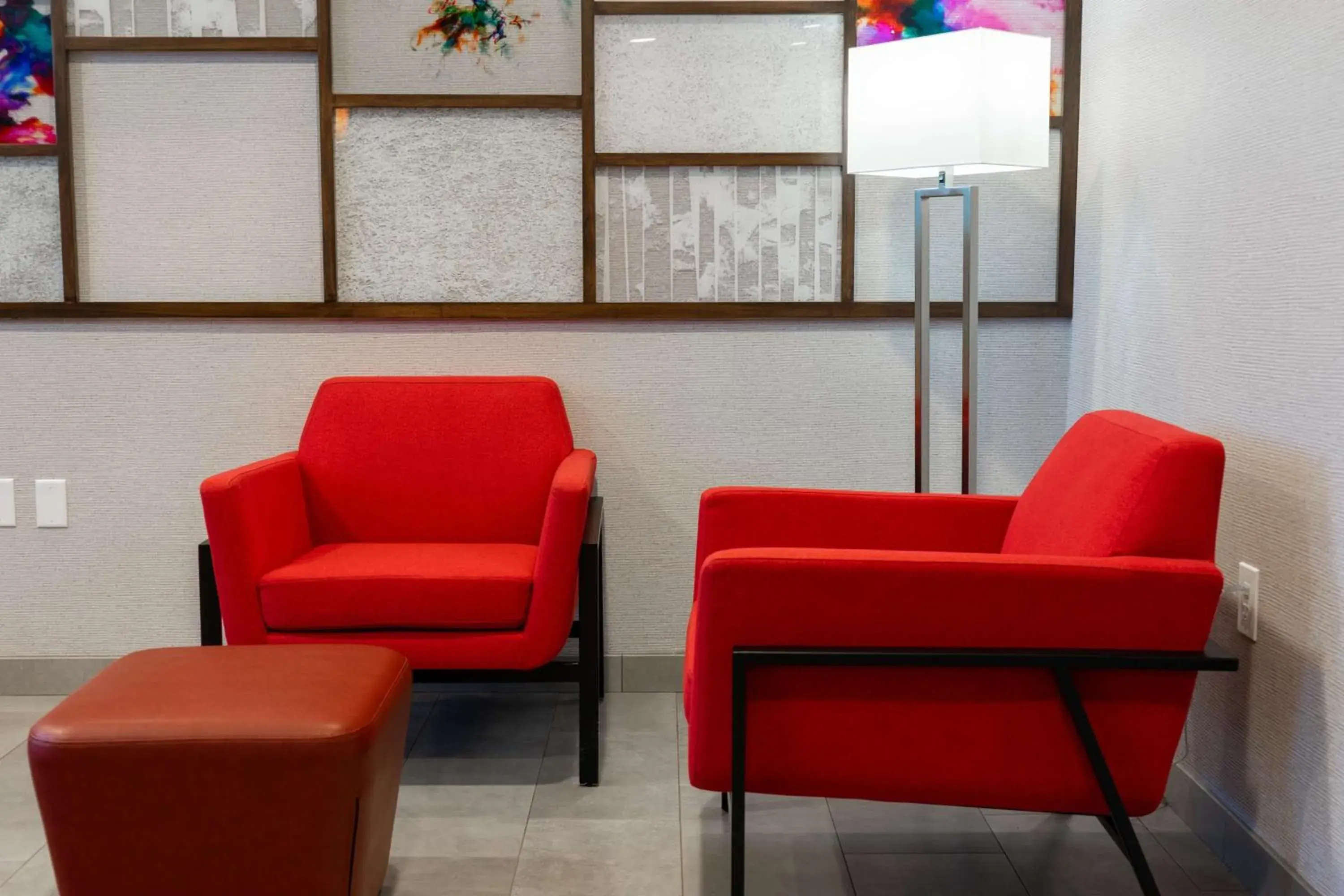 Lobby or reception in Hampton Inn Elkhorn Lake Geneva Area Lobby or reception in Hampton Inn Elkhorn Lake Geneva Area