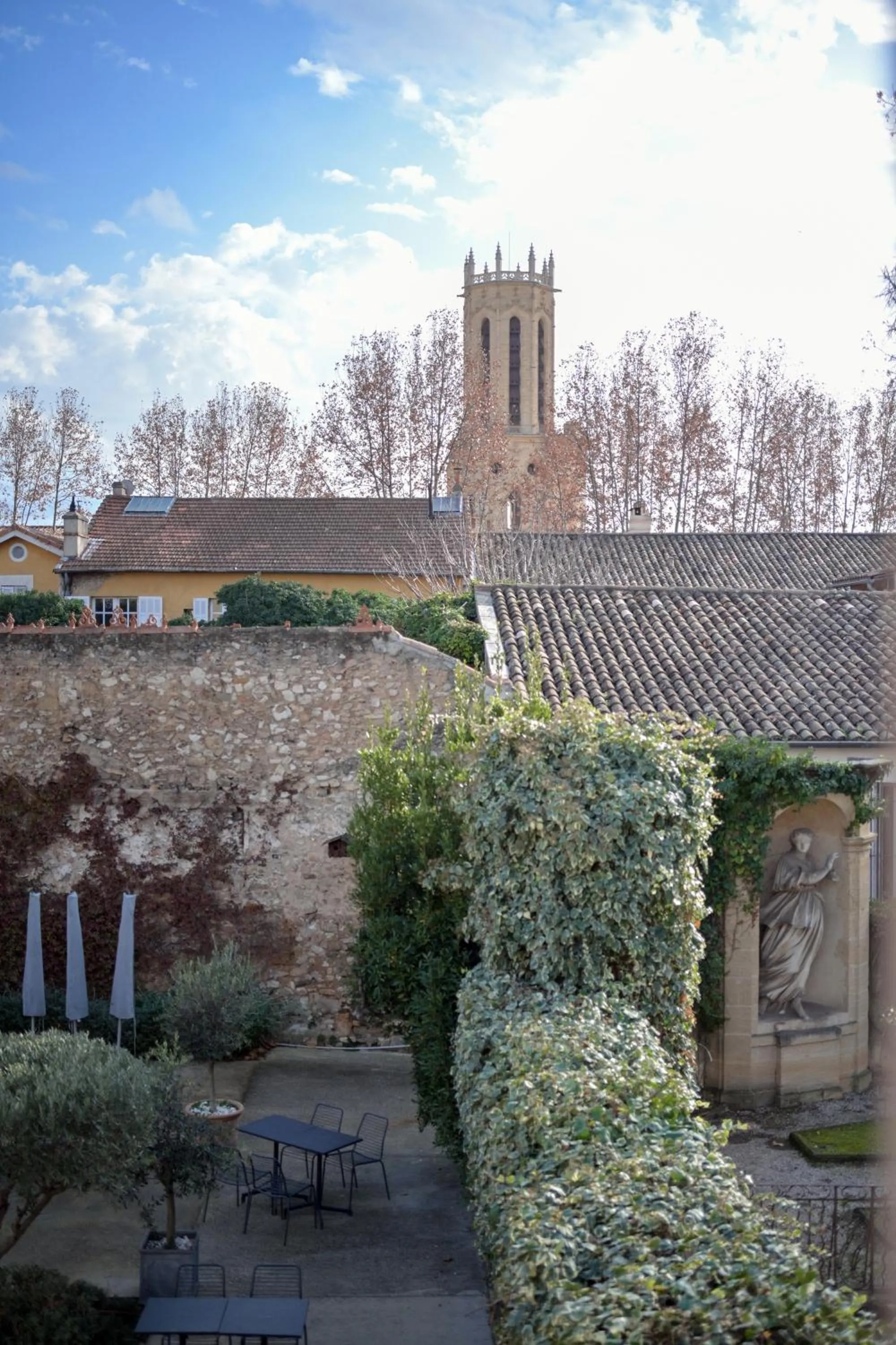 Landmark view in Hôtel Paul