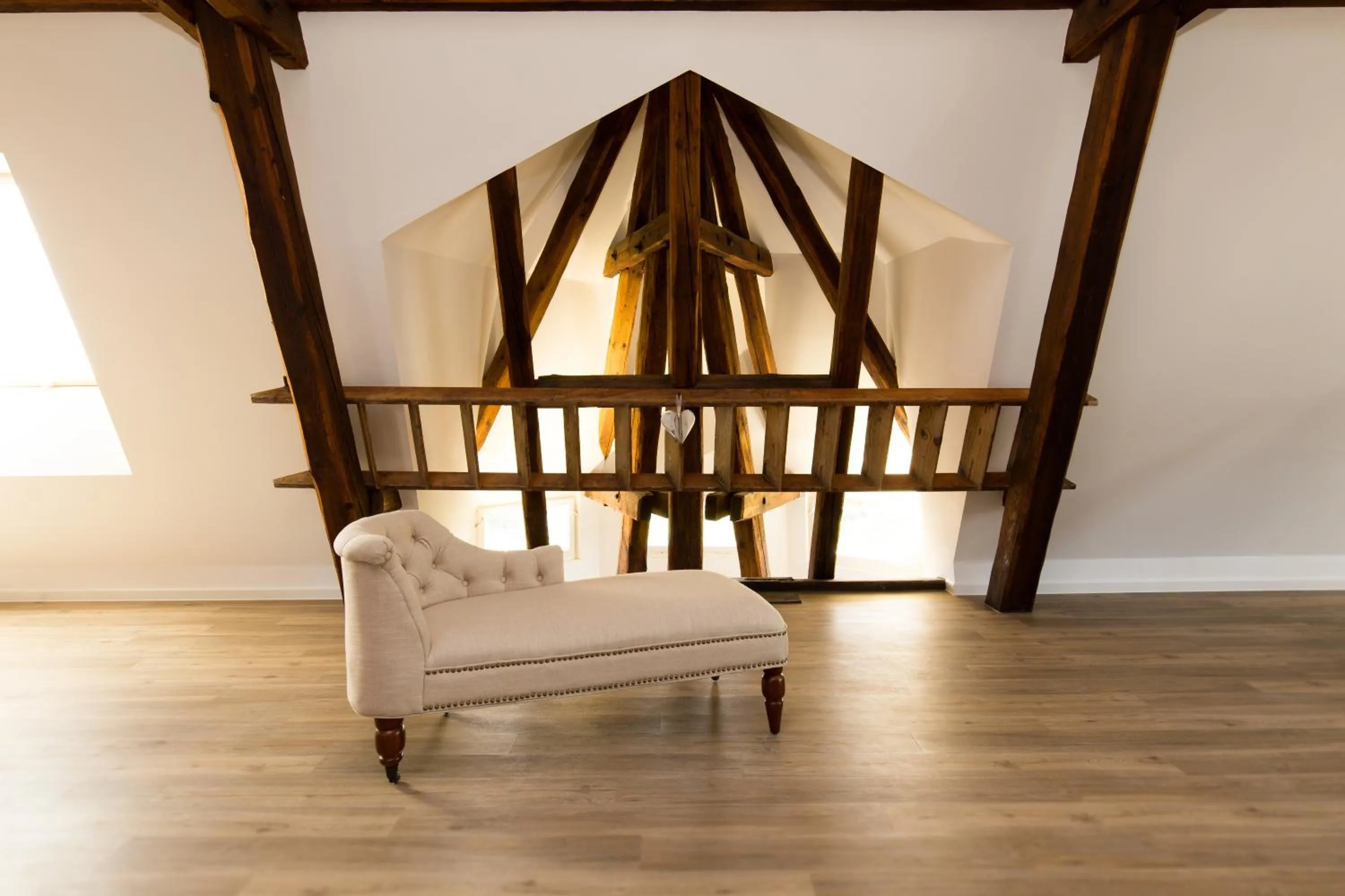 Decorative detail, Bed in Altes Amtsgericht Oppenheim