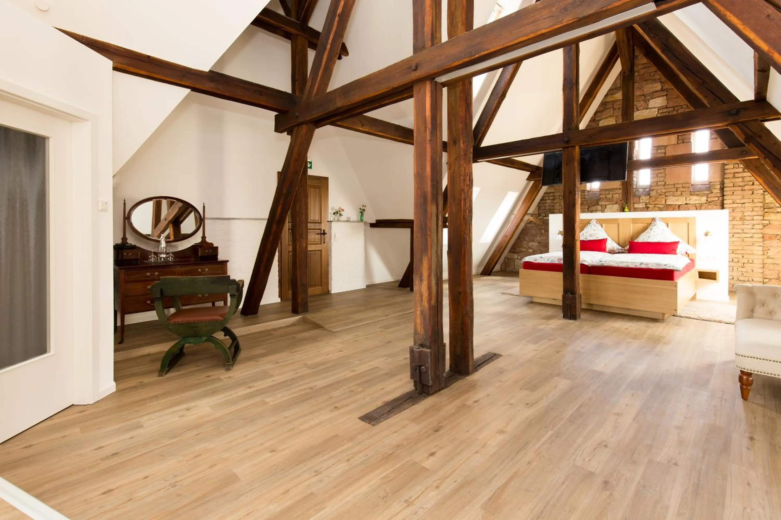Photo of the whole room, Bed in Altes Amtsgericht Oppenheim