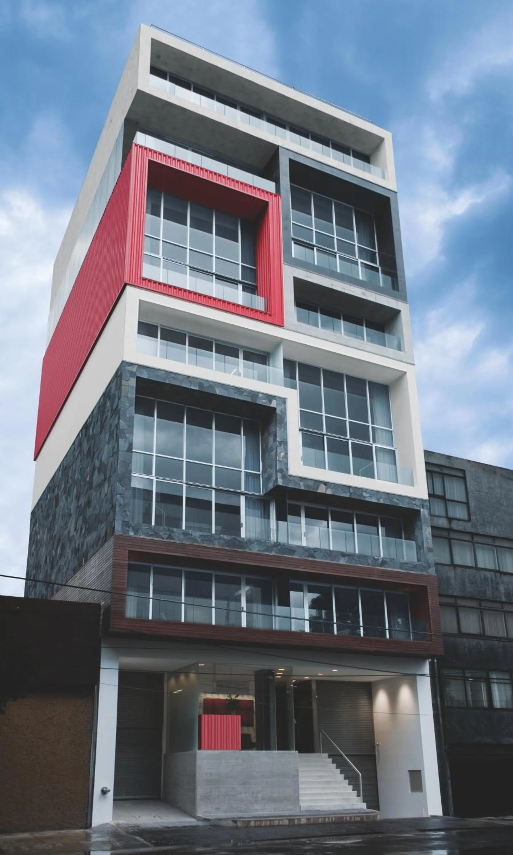 Property building in Residencias Filadelfia