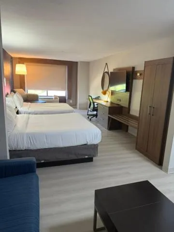 Bed in Comfort Inn & Suites Tyler North