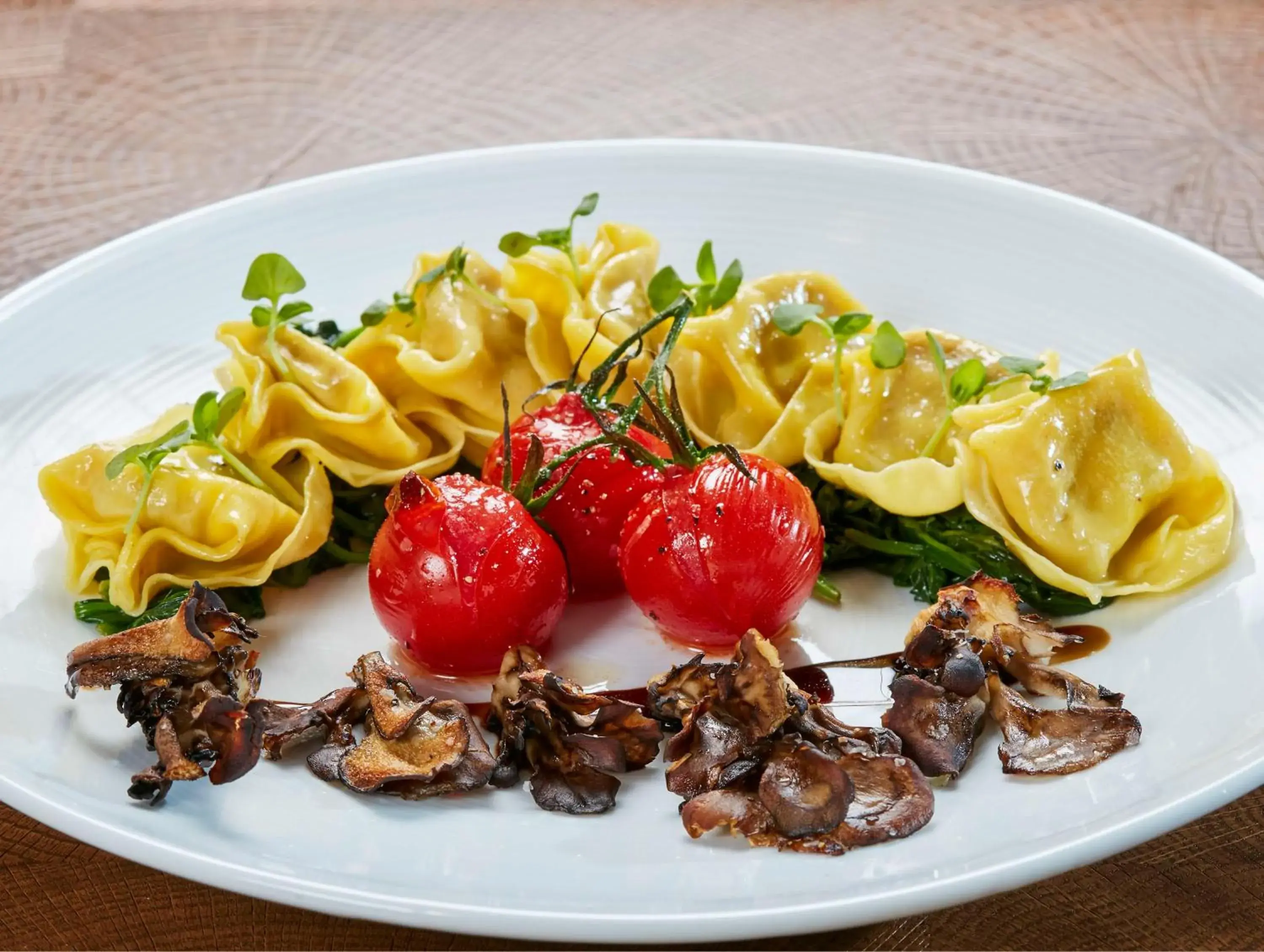 Restaurant/places to eat in Hilton Chicago O'Hare Airport Restaurant/places to eat in Hilton Chicago O'Hare Airport