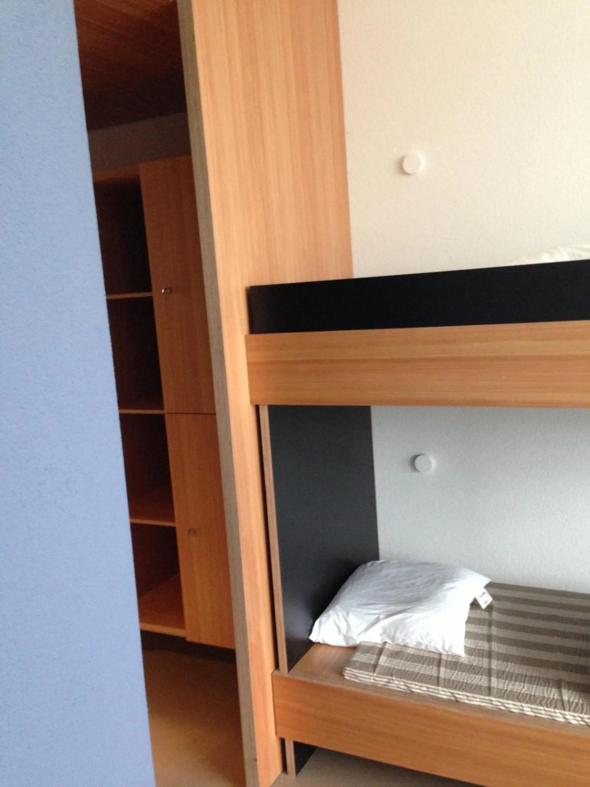 Bunk Bed in Female Dormitory Room   in Youth Hostel Beaufort