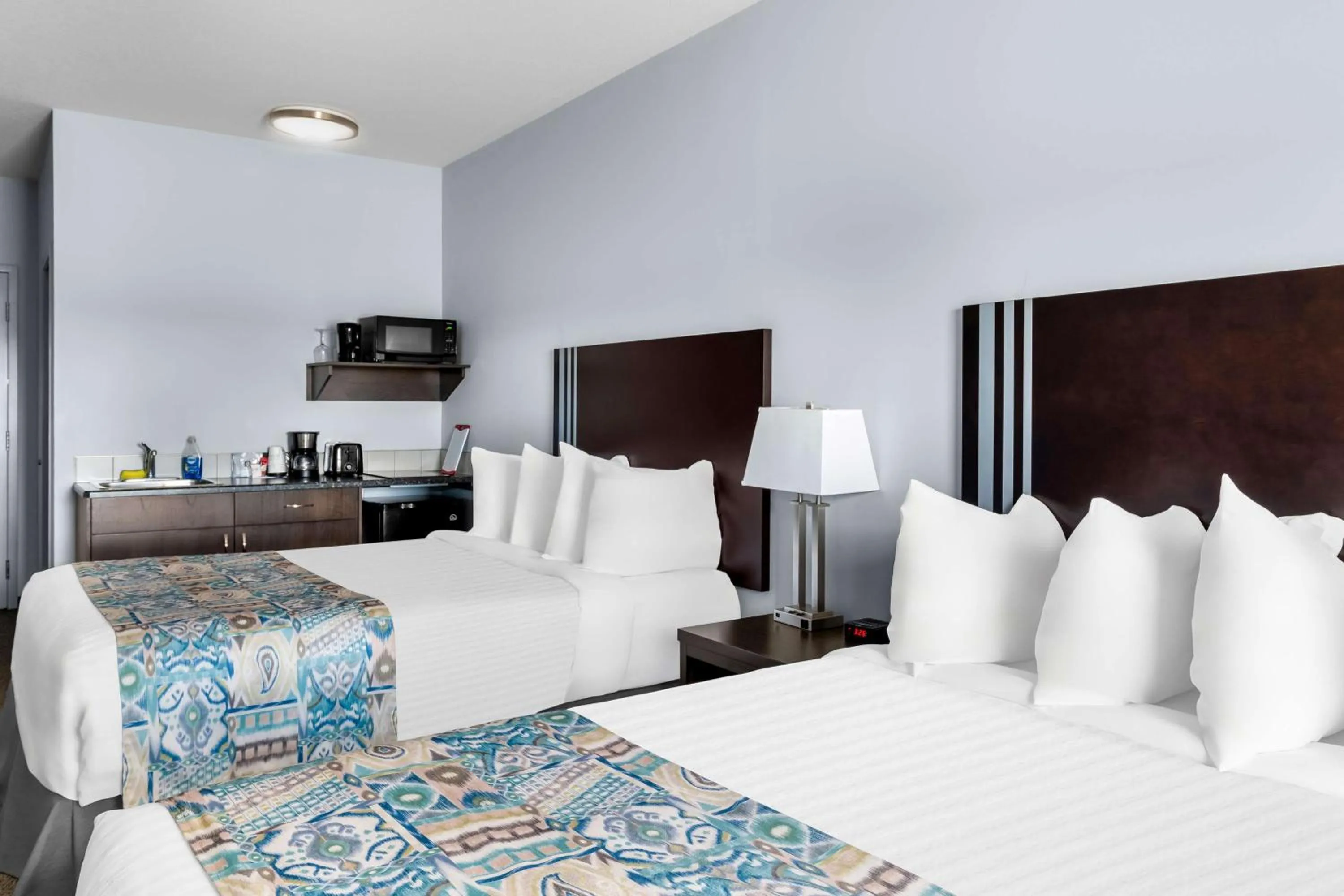 Bedroom, Bed in SureStay Studio by Best Western Hardisty