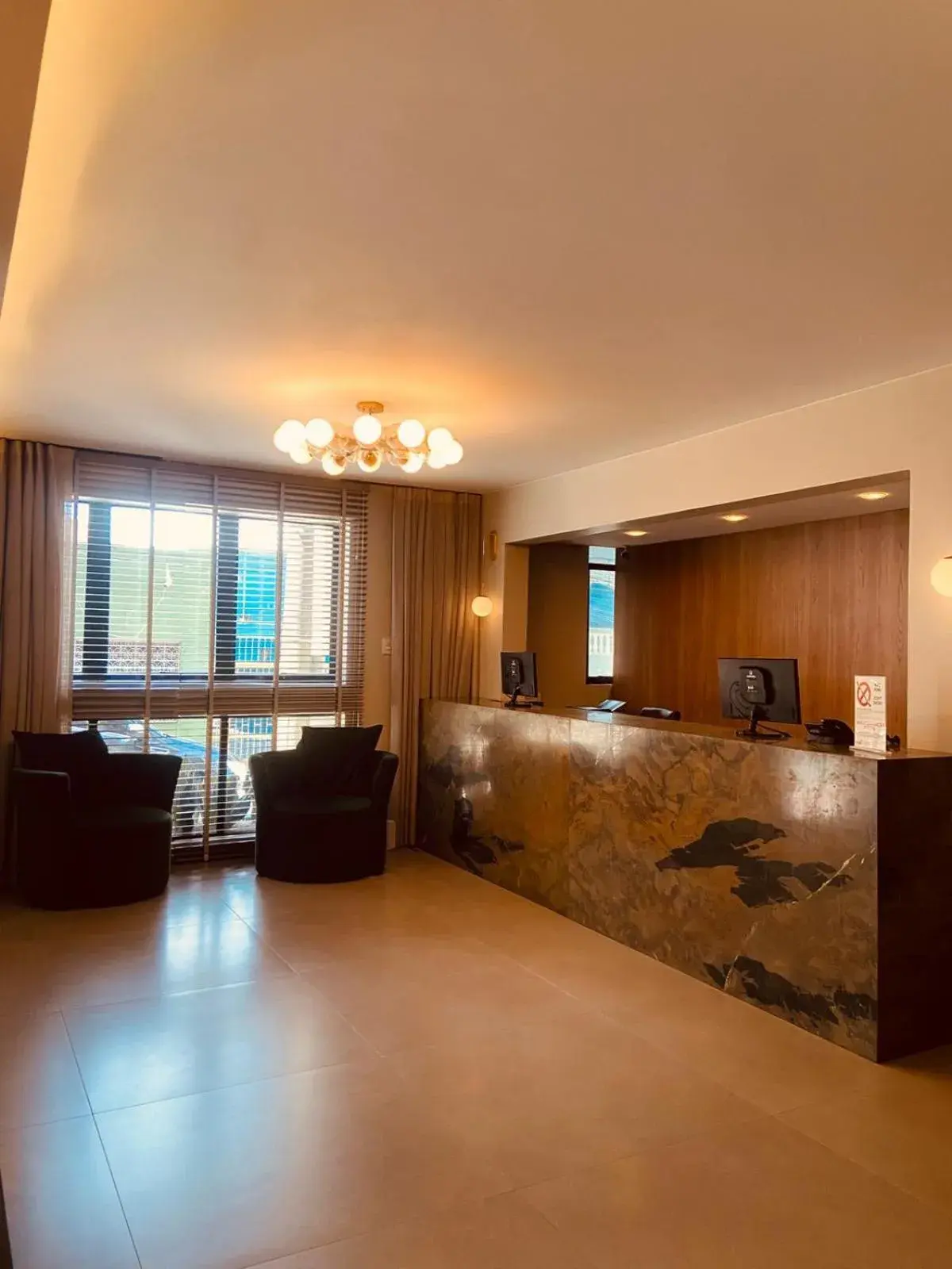 Lobby or reception, Bed in Hotel Farol da Ilha Lobby or reception, Bed in Hotel Farol da Ilha