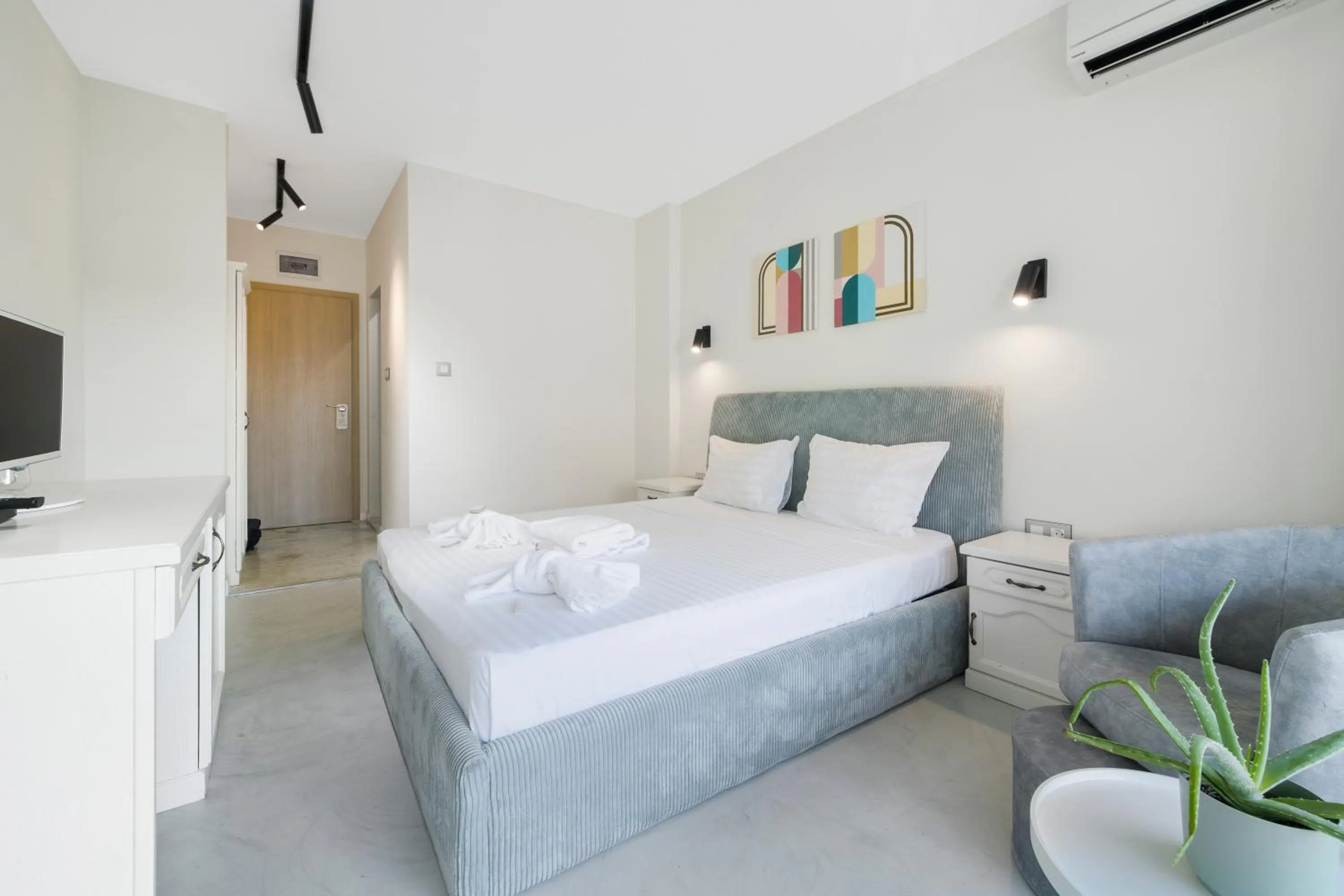 TV and multimedia in Relax Sozopol