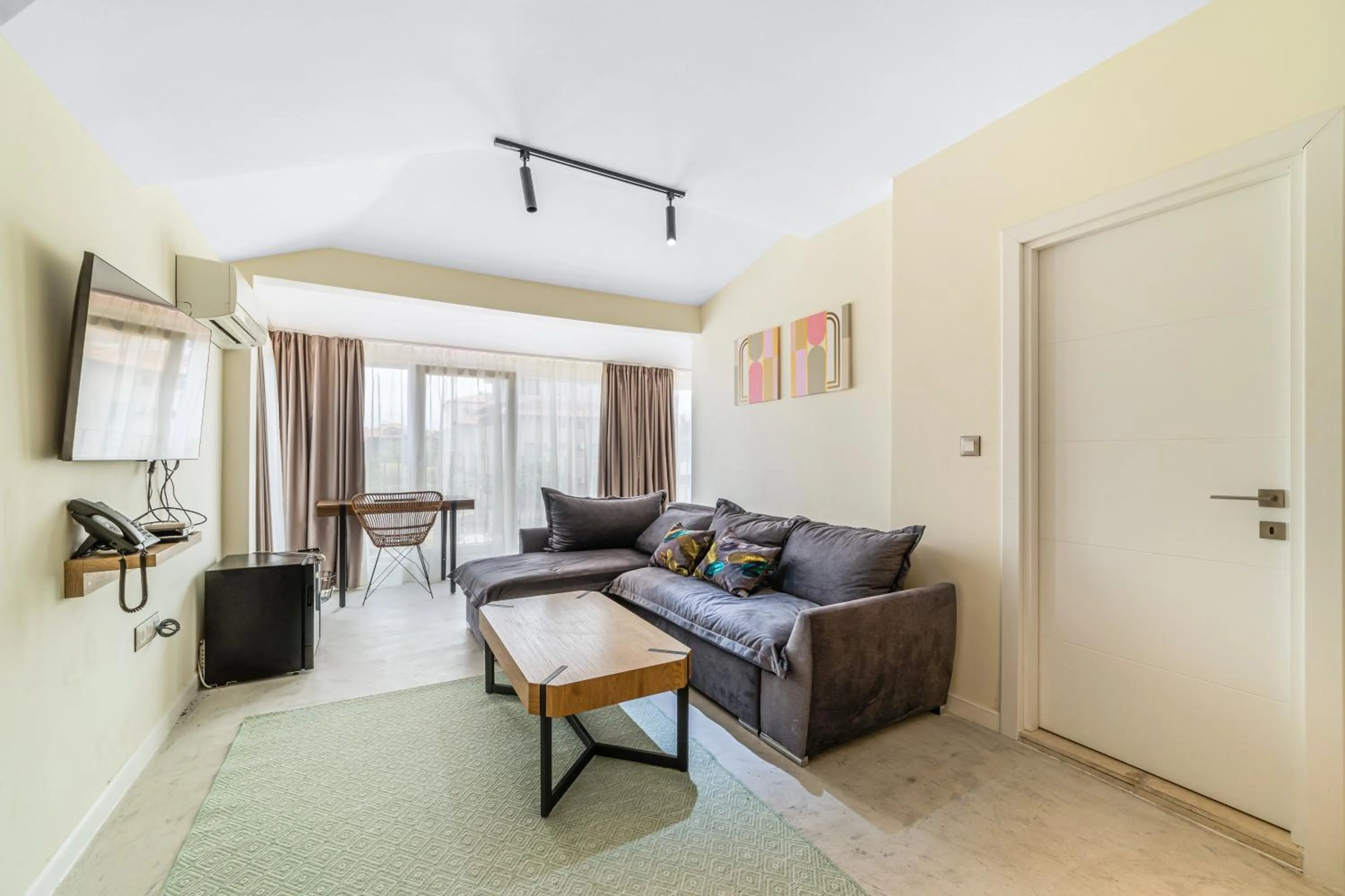 TV and multimedia in Relax Sozopol