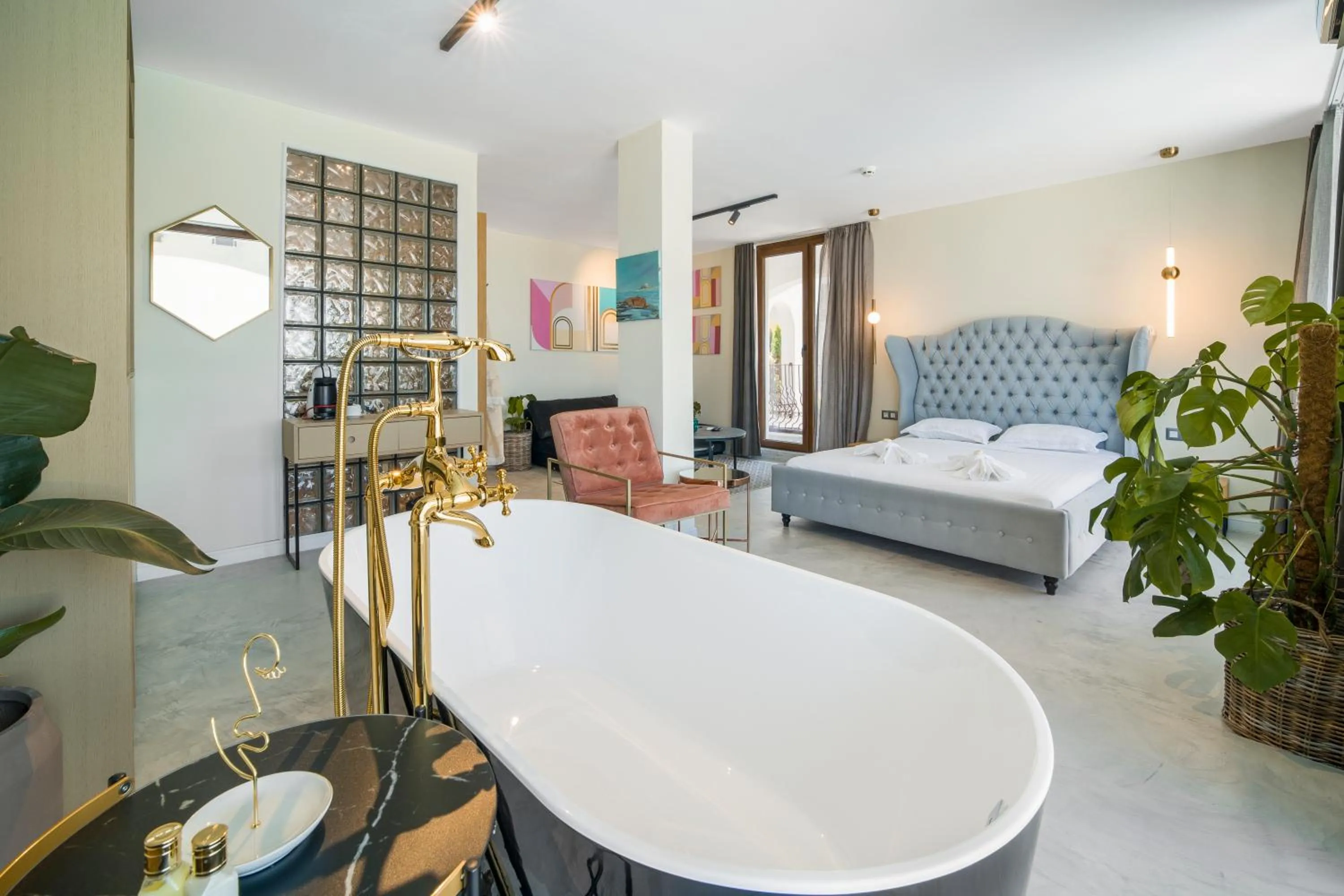 Bed in Relax Sozopol