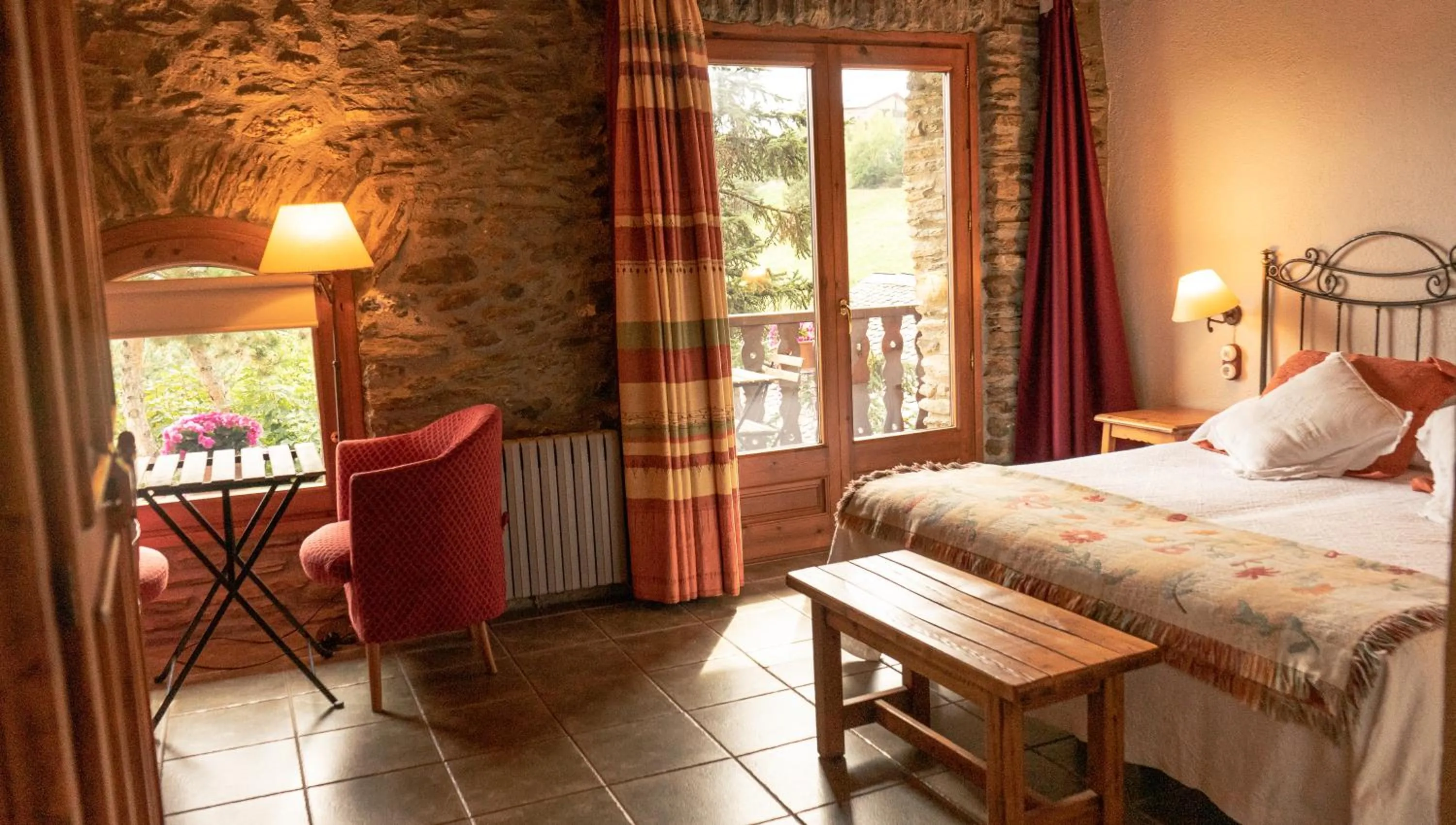 Balcony/Terrace, Bed in Mas D'en Roqueta