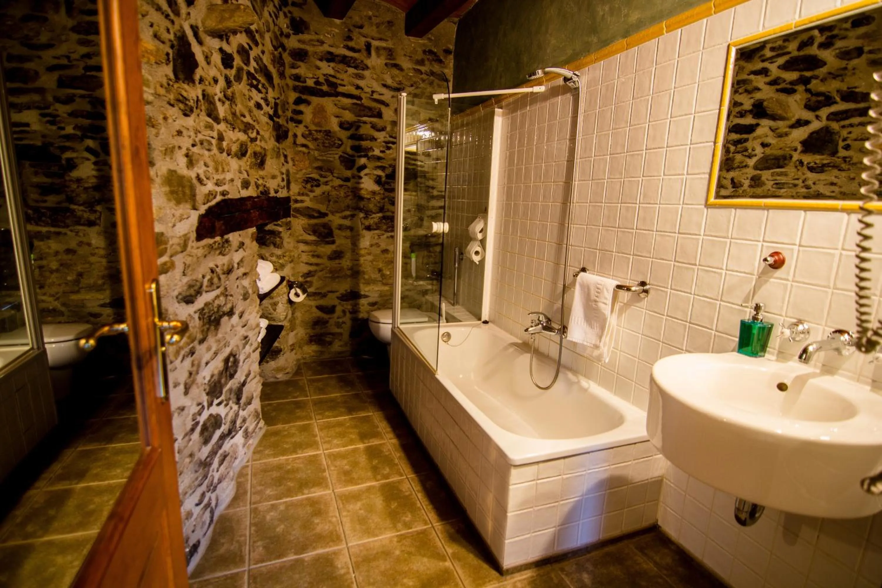 Toilet in Mas D'en Roqueta