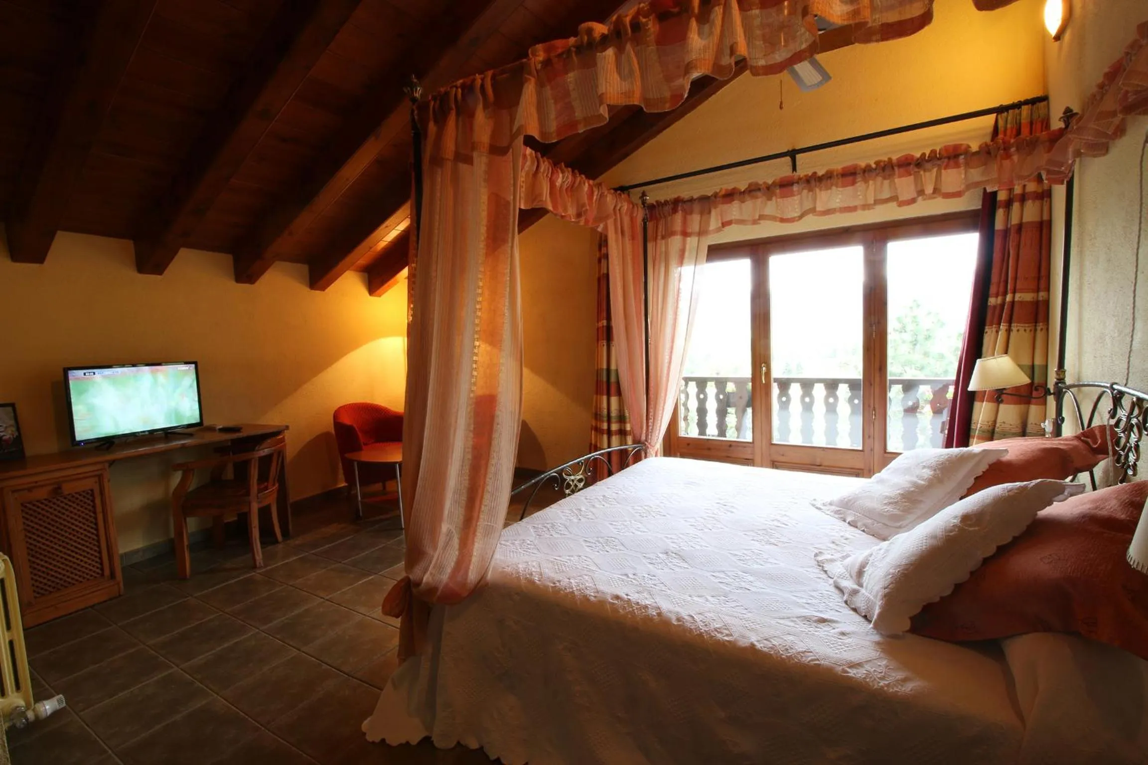 Day, Bed in Mas D'en Roqueta