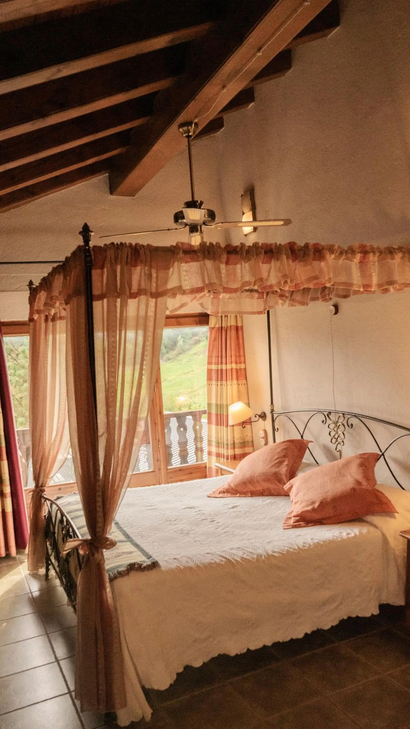 Bed in Mas D'en Roqueta