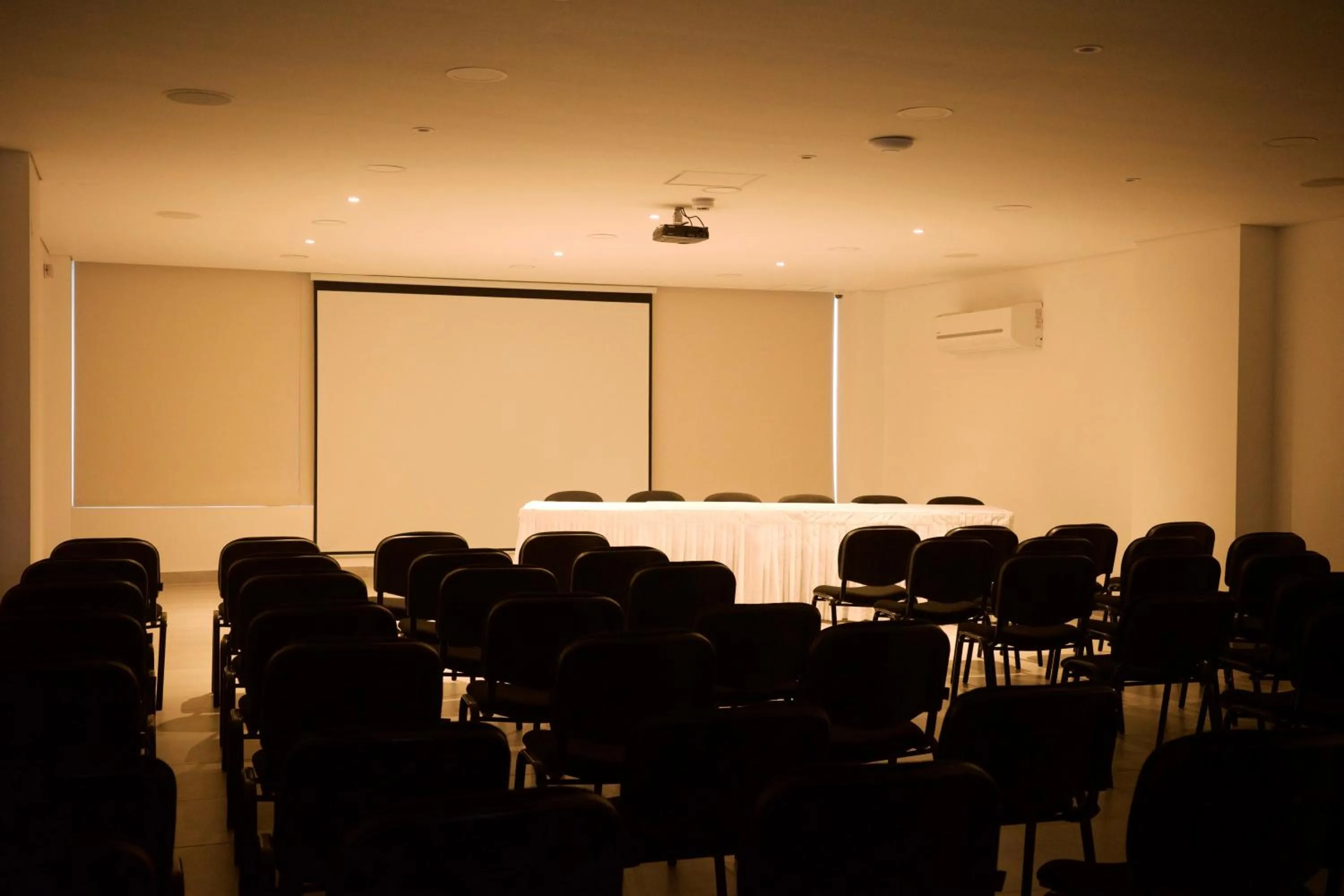 Meeting/conference room in Hotel La Riviera