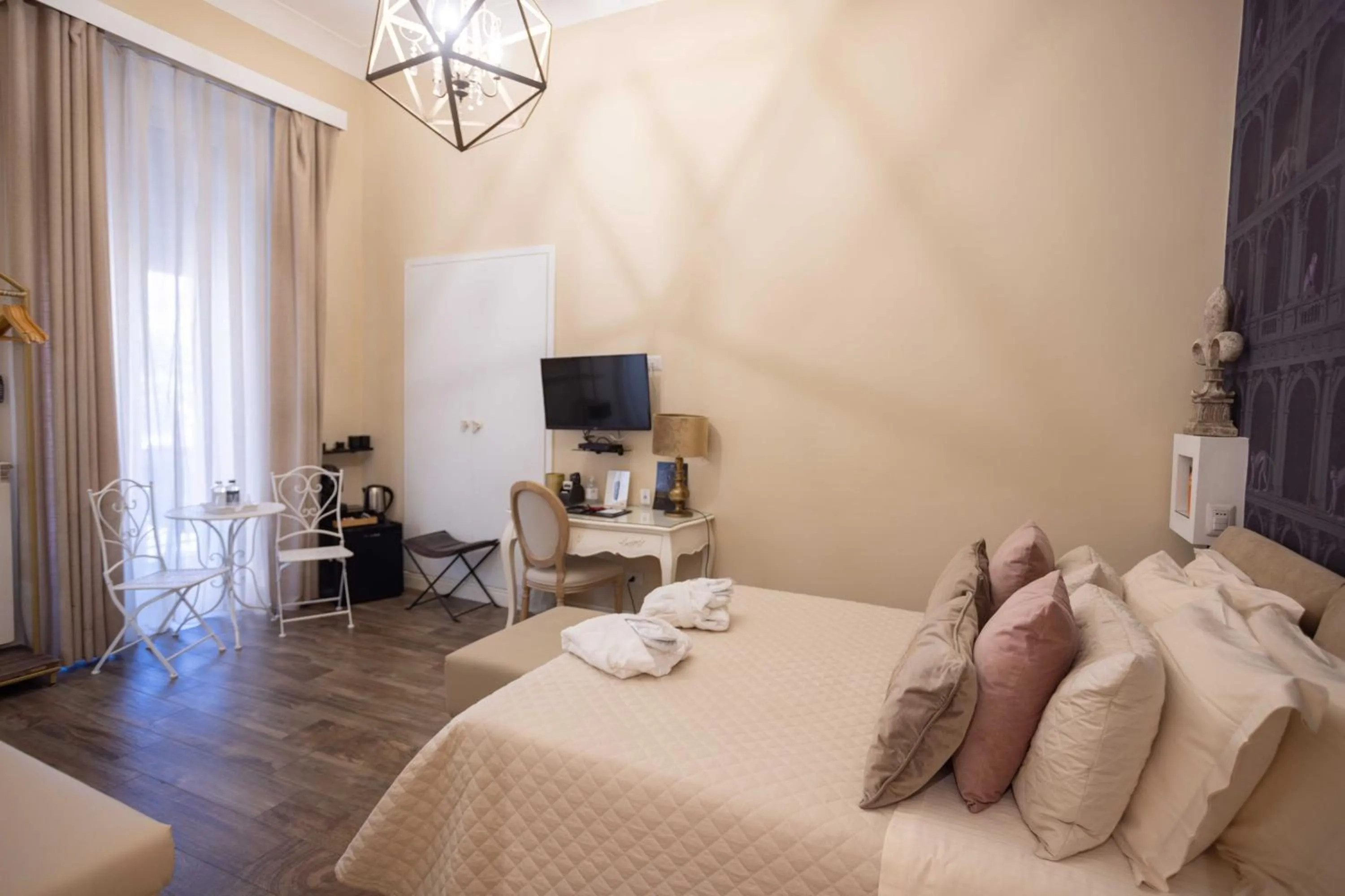 Bed in Domus Deorum Deluxe