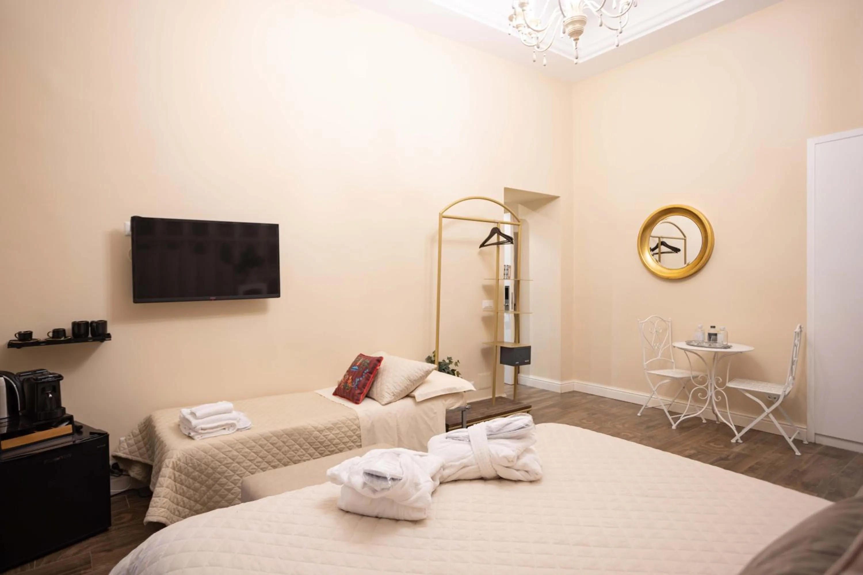 Bed in Domus Deorum Deluxe