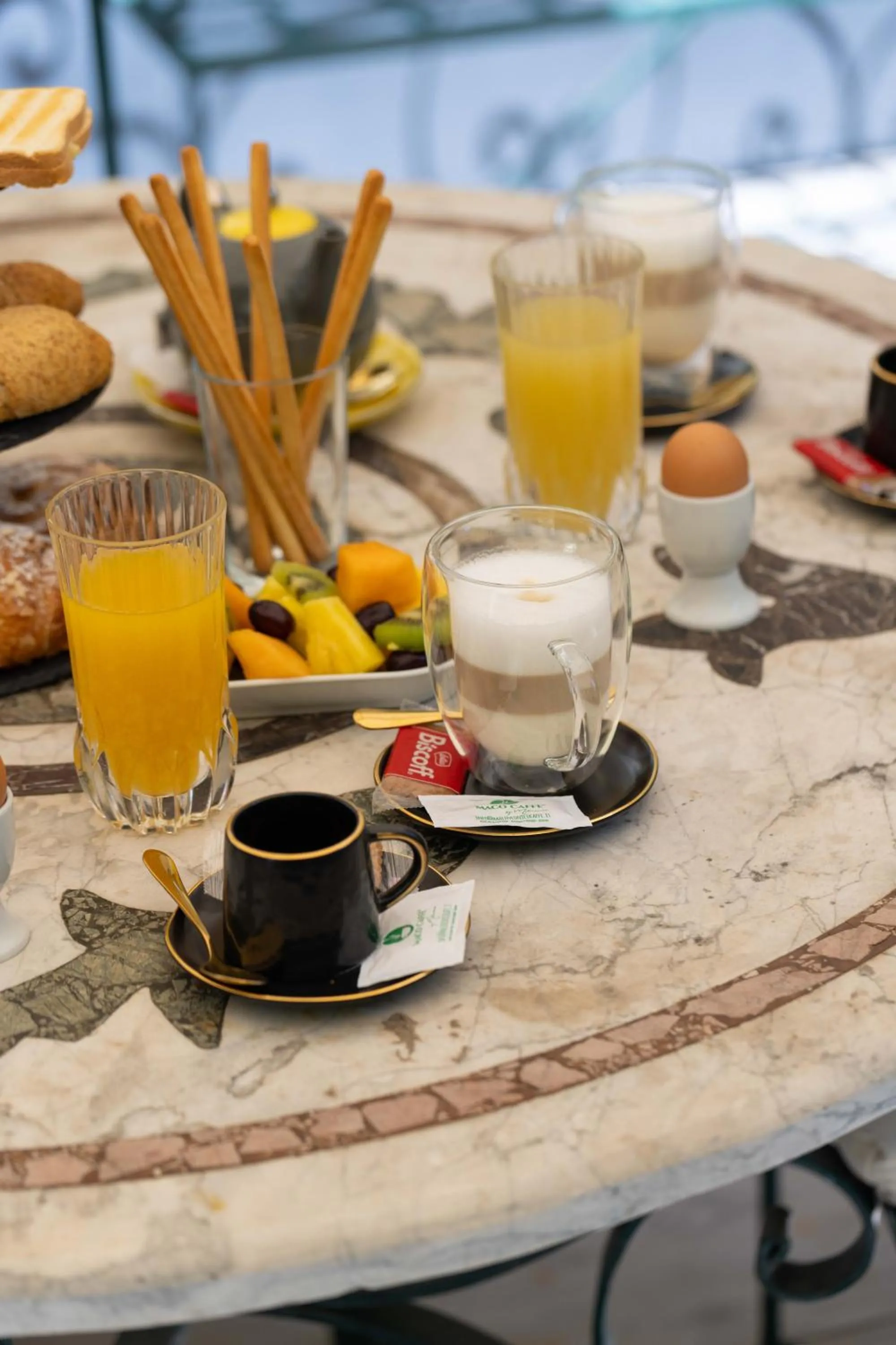 Breakfast in Domus Deorum Deluxe