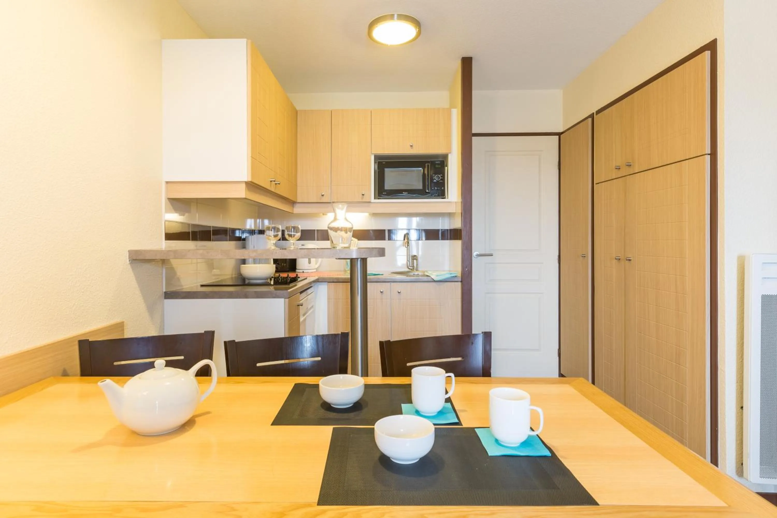 Kitchen or kitchenette in SOWELL RESIDENCES Le Port