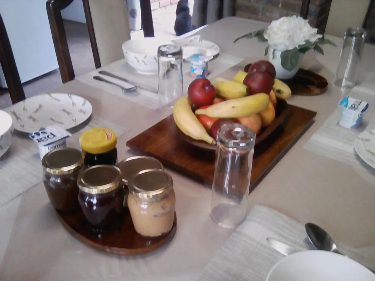 Breakfast in White Rose Guest House