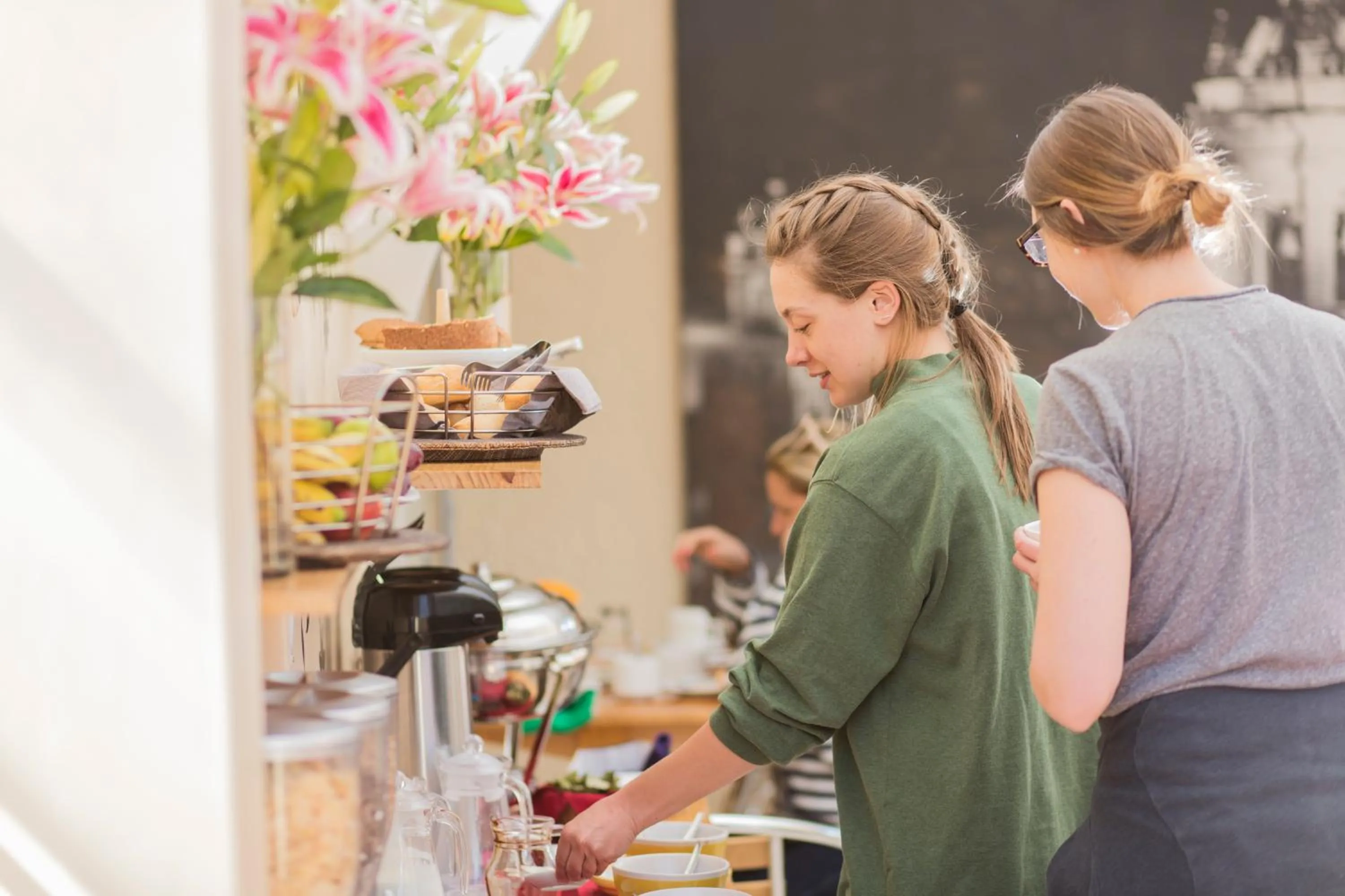 Breakfast in Hostal & Apartments El Triunfo