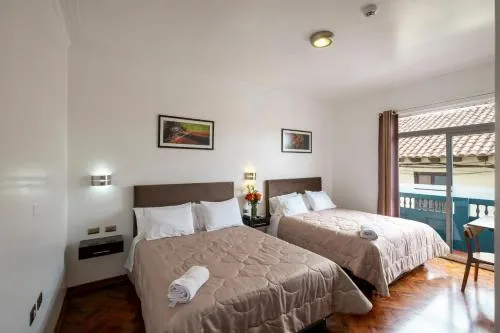 Hostal & Apartments El Triunfo