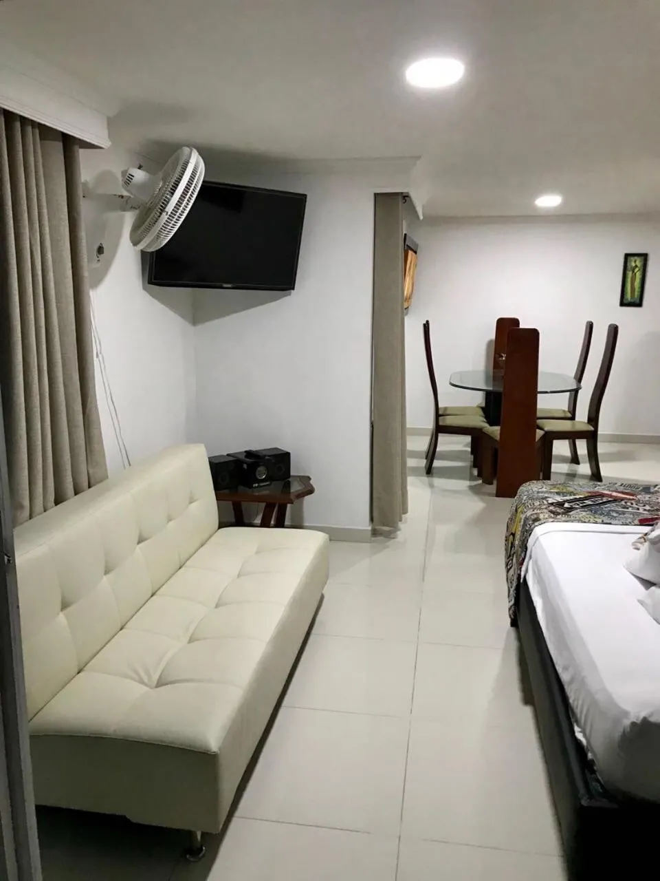 Coffee/tea facilities, Bed in Apartamentos Cartagena Colonial