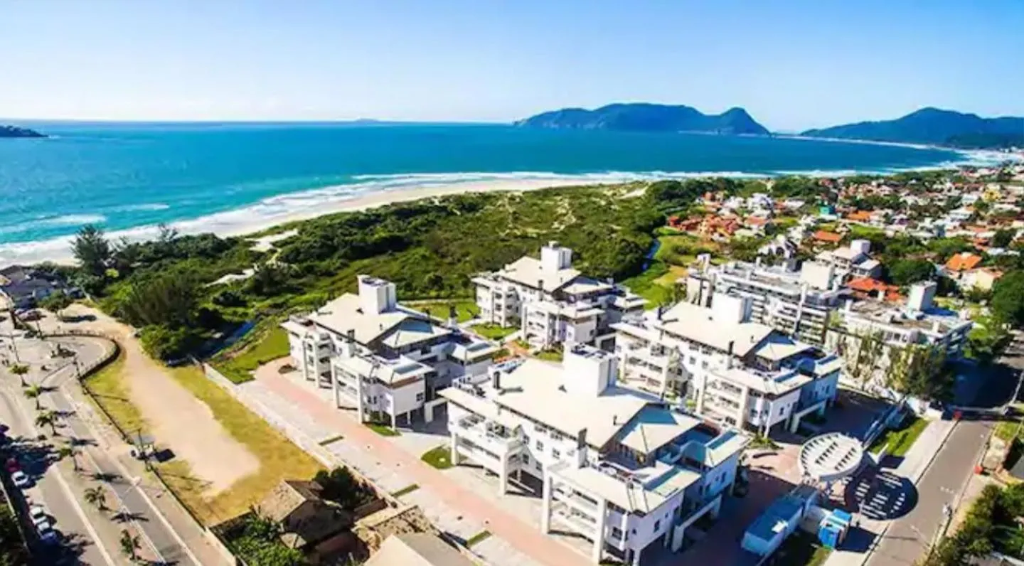 Apartamento na Praia do Campeche