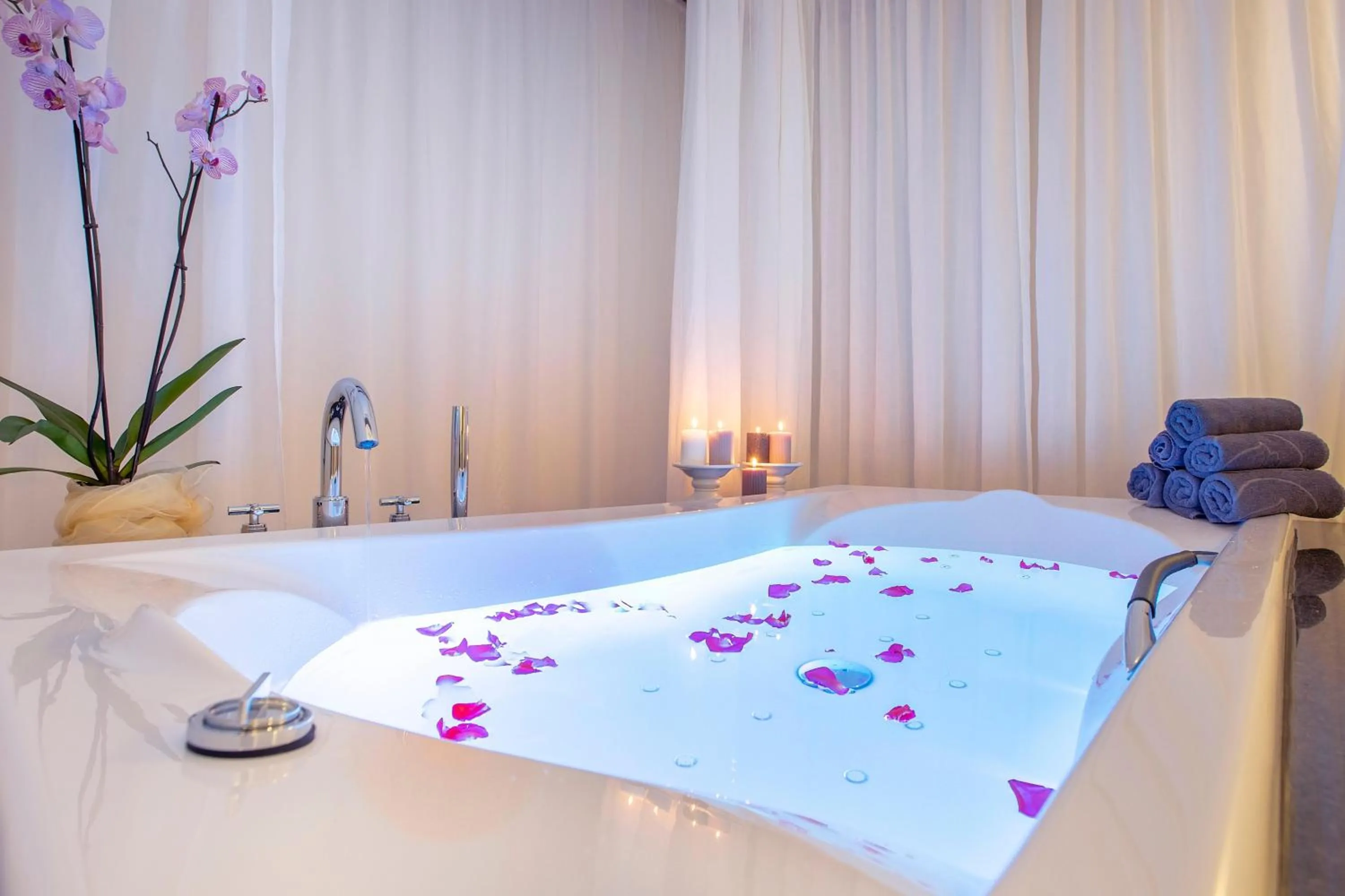 Spa and wellness centre/facilities, Bed in Hotel Costa Calero Thalasso & Spa