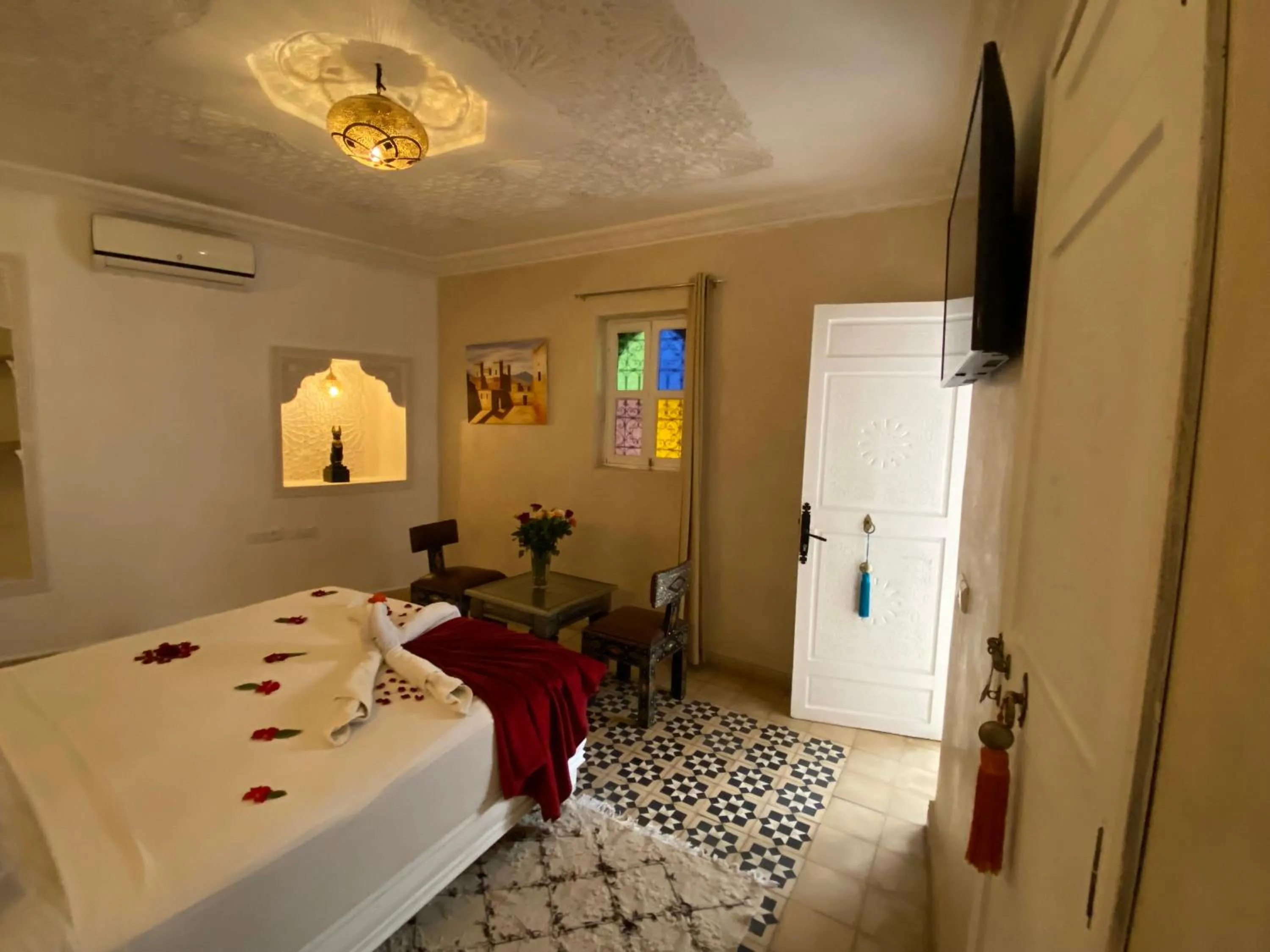 Double or Twin Room with Private Bathroom in Riad Makech