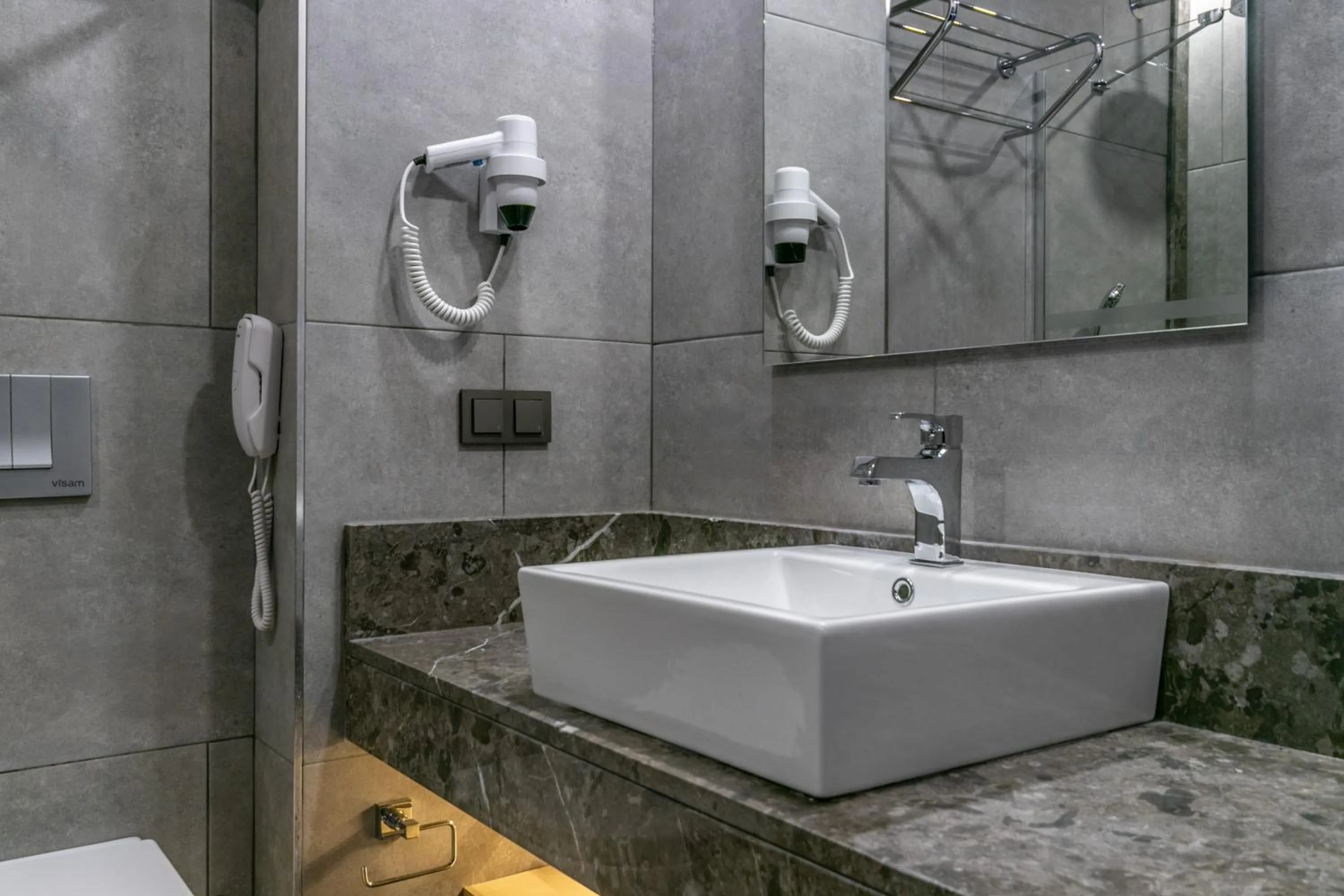 Bathroom in Lara Park Hotel