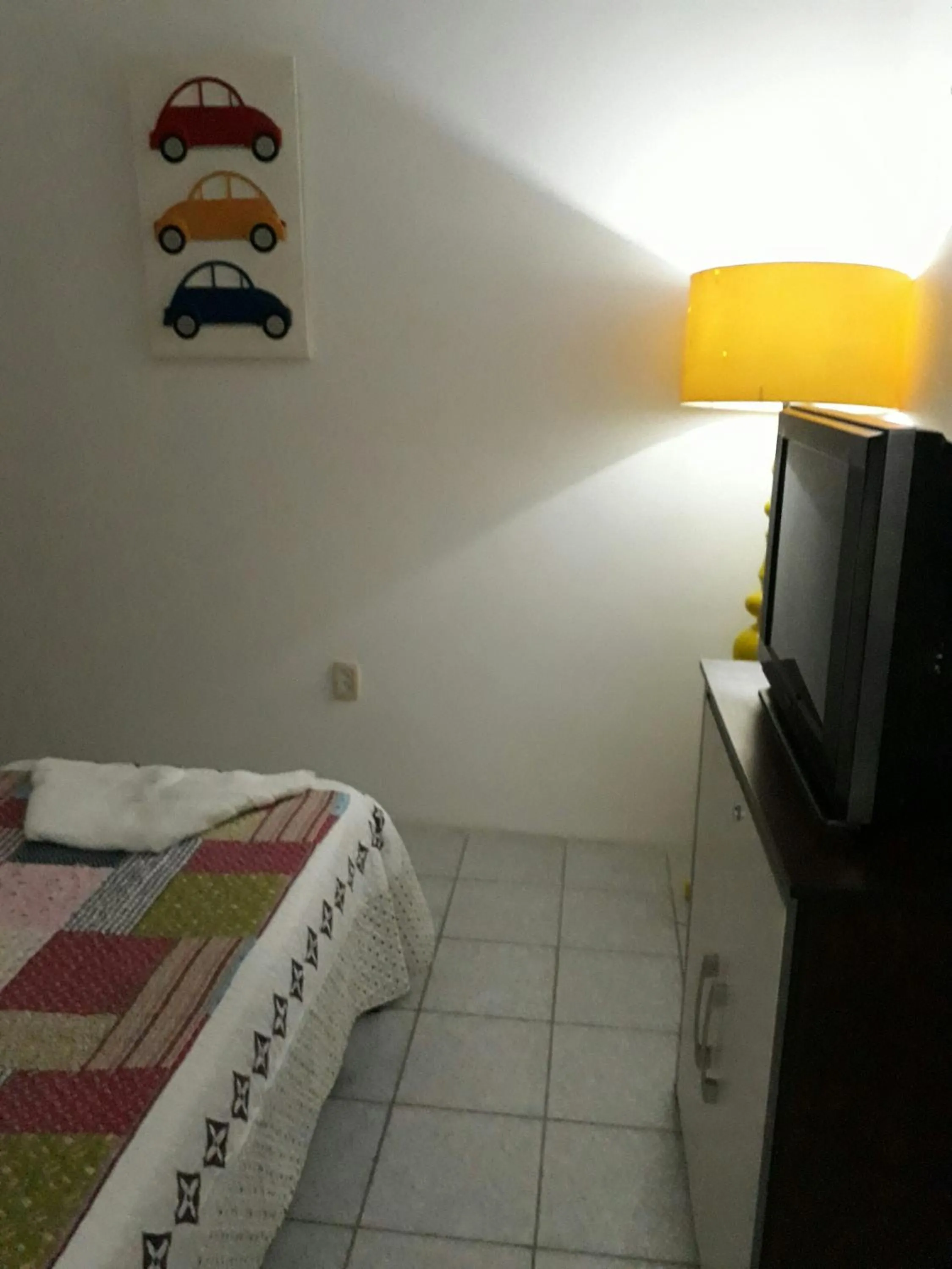 Bed in Casa 2 Quartos Mobiliada Cambeba - Com Garagem