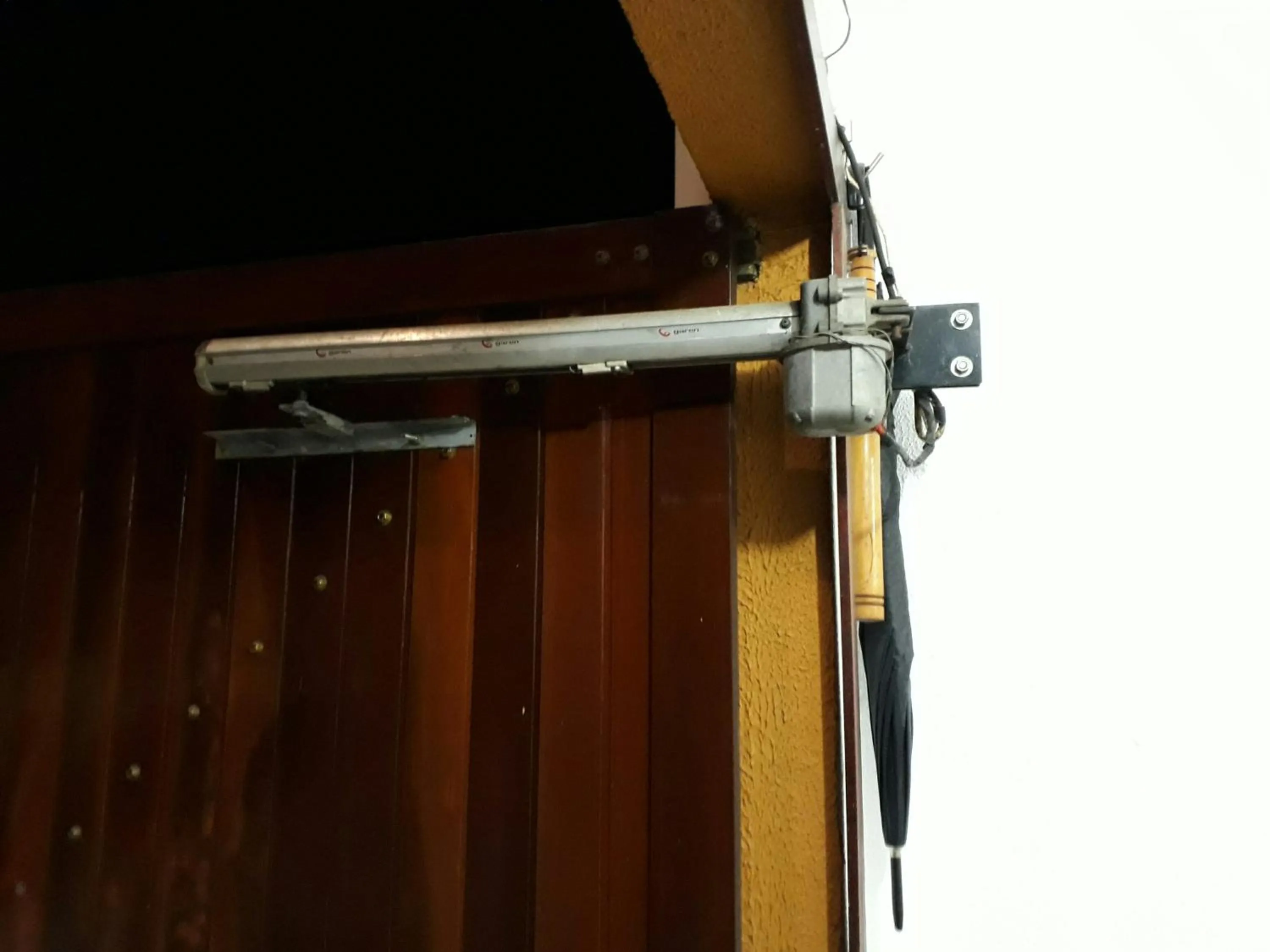 Casa 2 Quartos Mobiliada Cambeba - Com Garagem