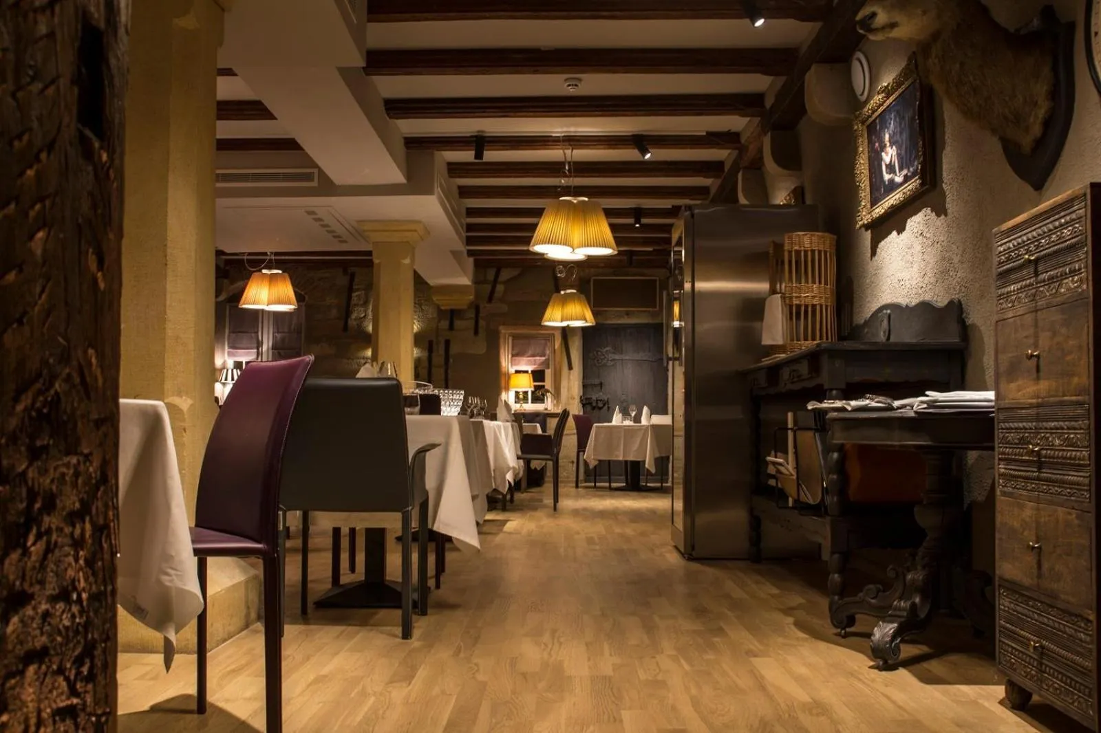Restaurant/places to eat in Hotel La Couronne