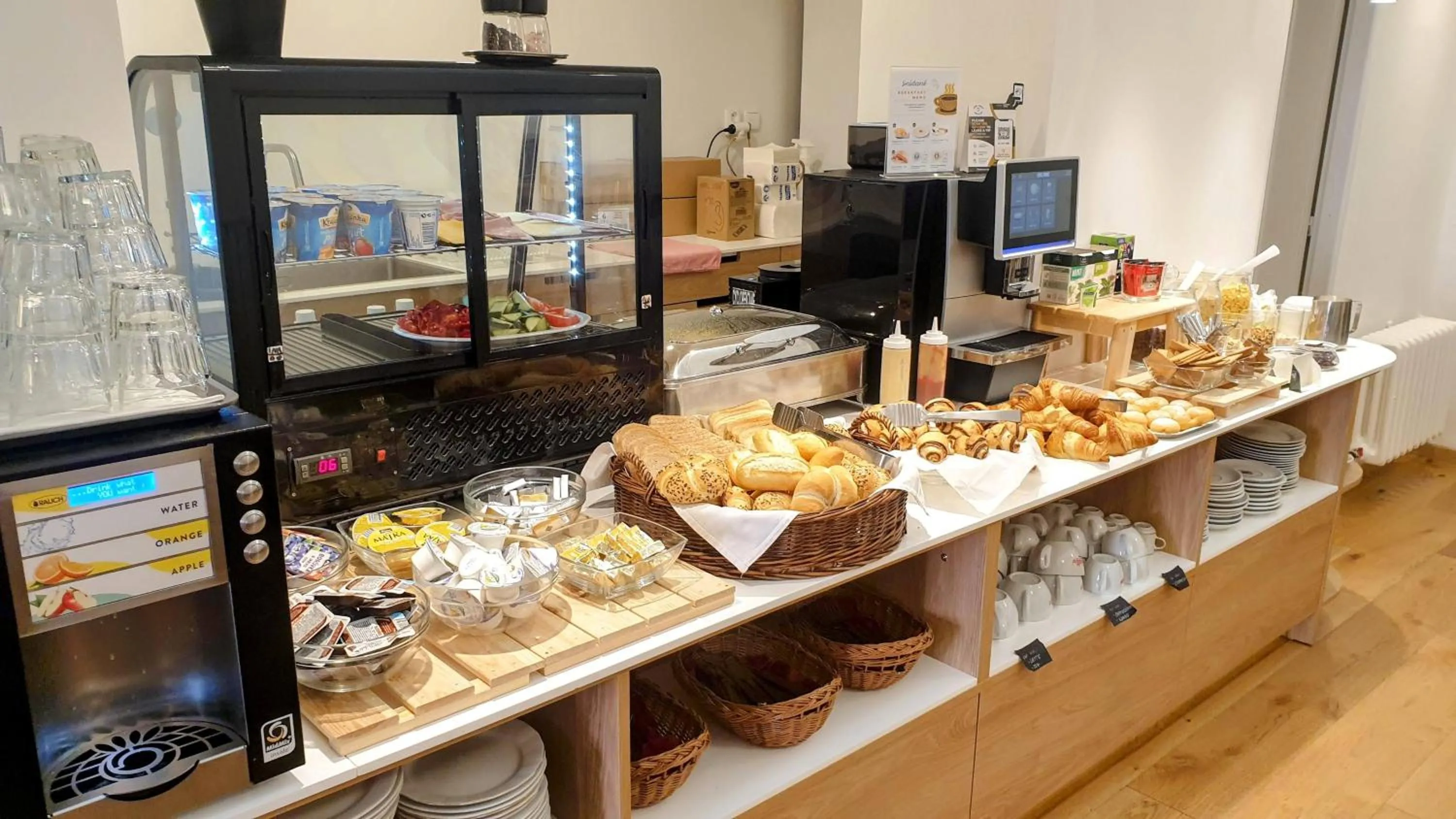 Food in Self-service Hotel Ostaš Praha