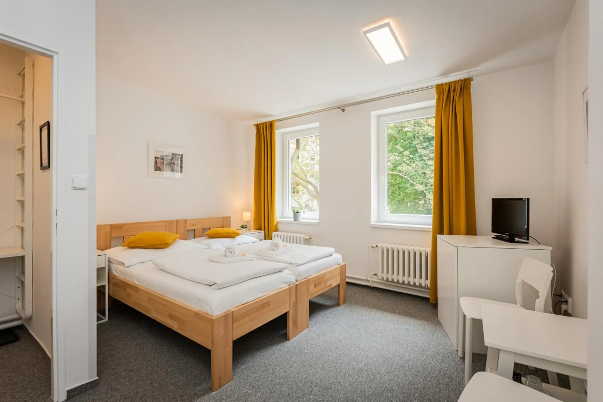 Bed in Self-service Hotel Ostaš Praha