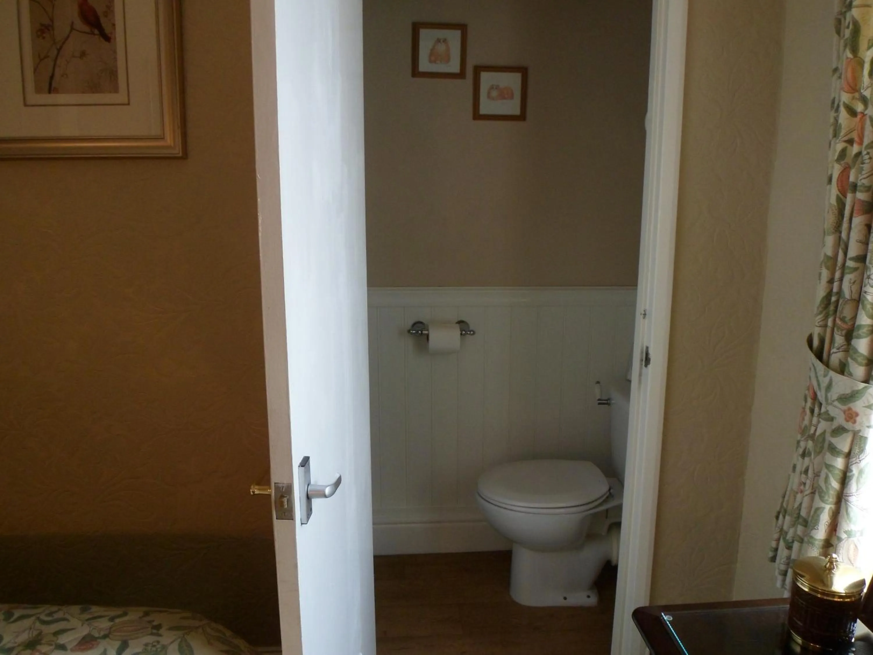 Bathroom in The Farthings