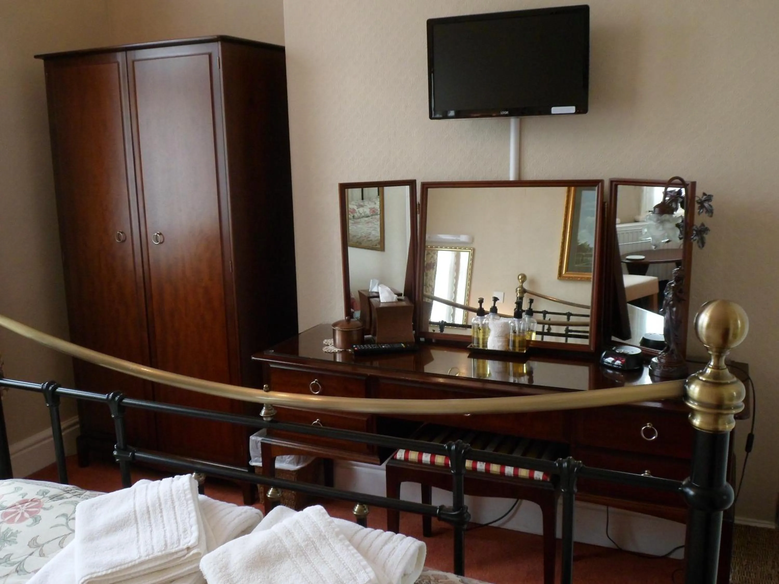 Decorative detail in The Farthings