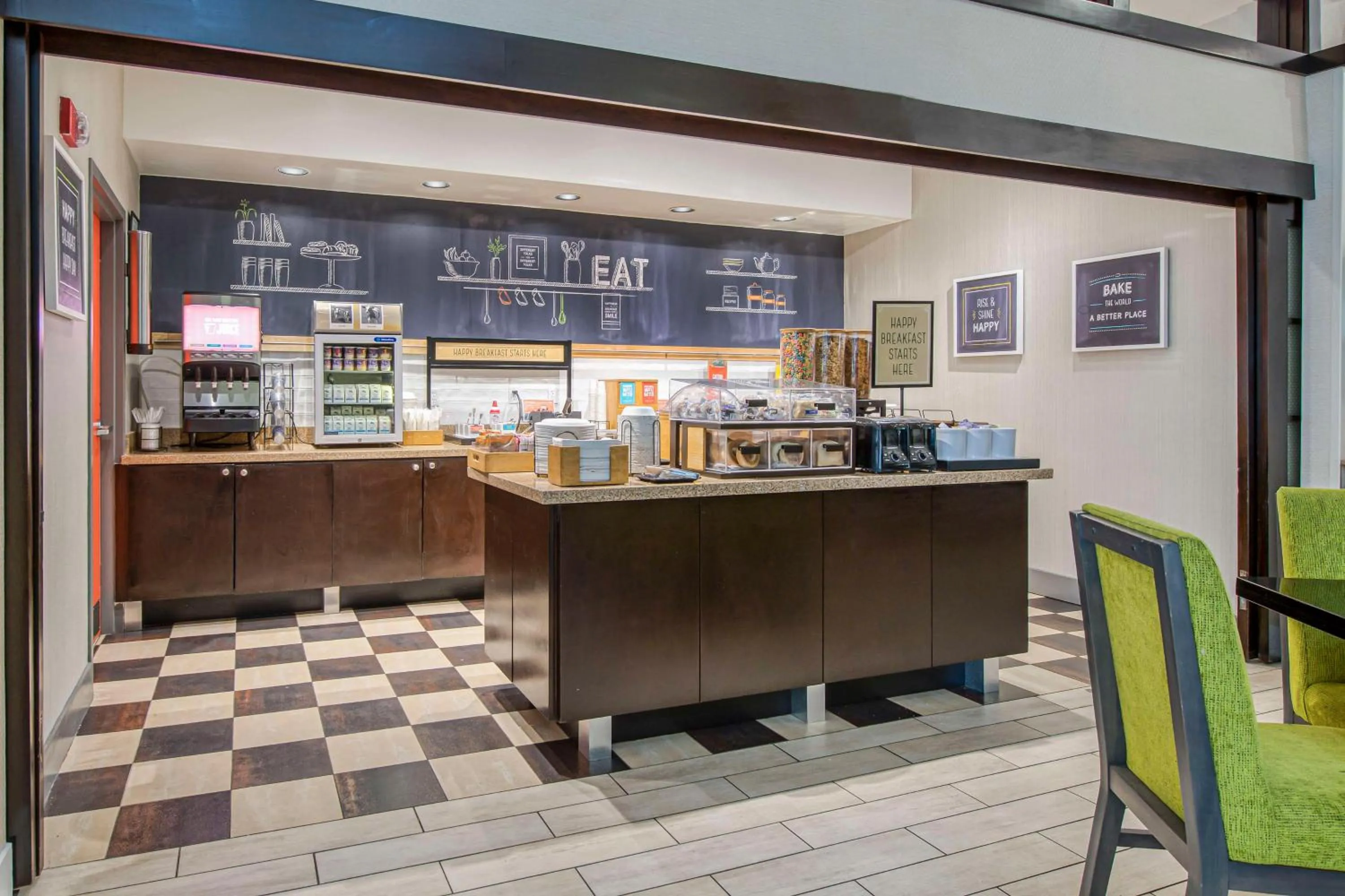 Breakfast in Hampton Inn & Suites Wilmington/Wrightsville Beach