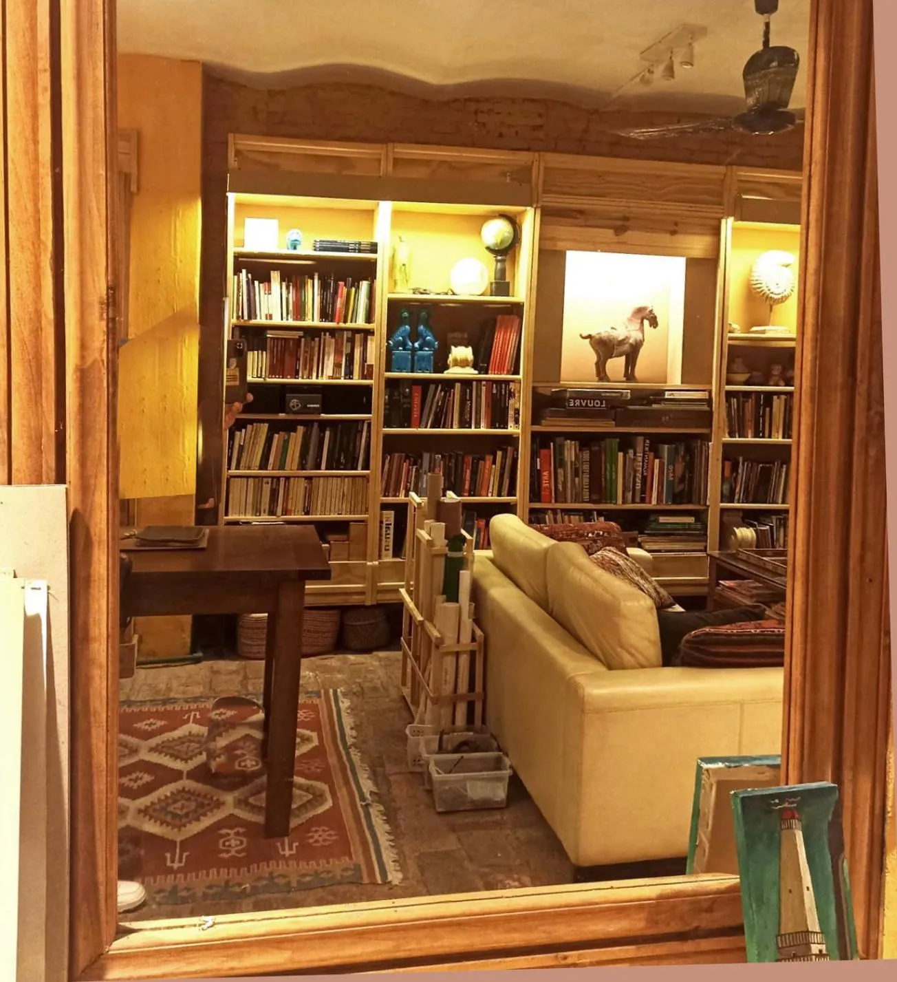 Living room in Colonia Suite Apartments
