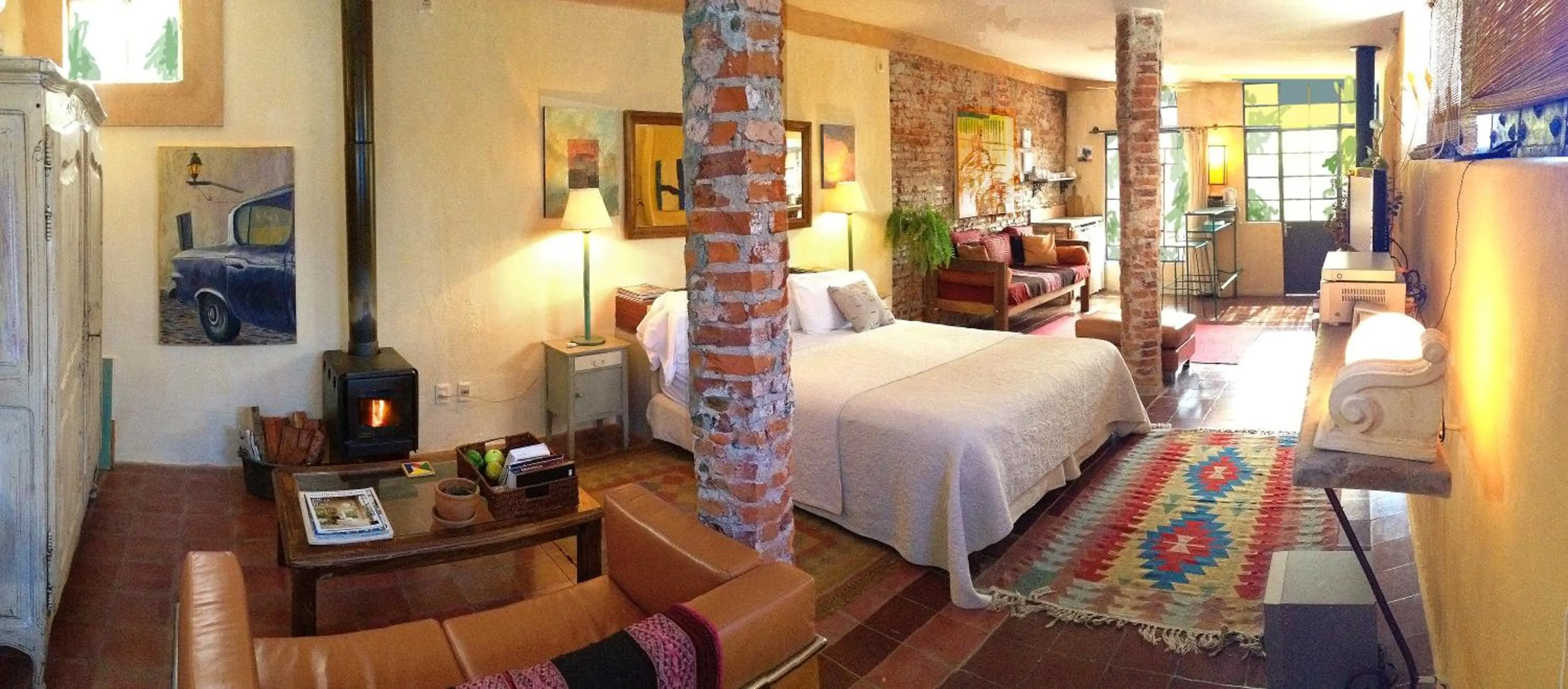Photo of the whole room, Bed in Colonia Suite Apartments