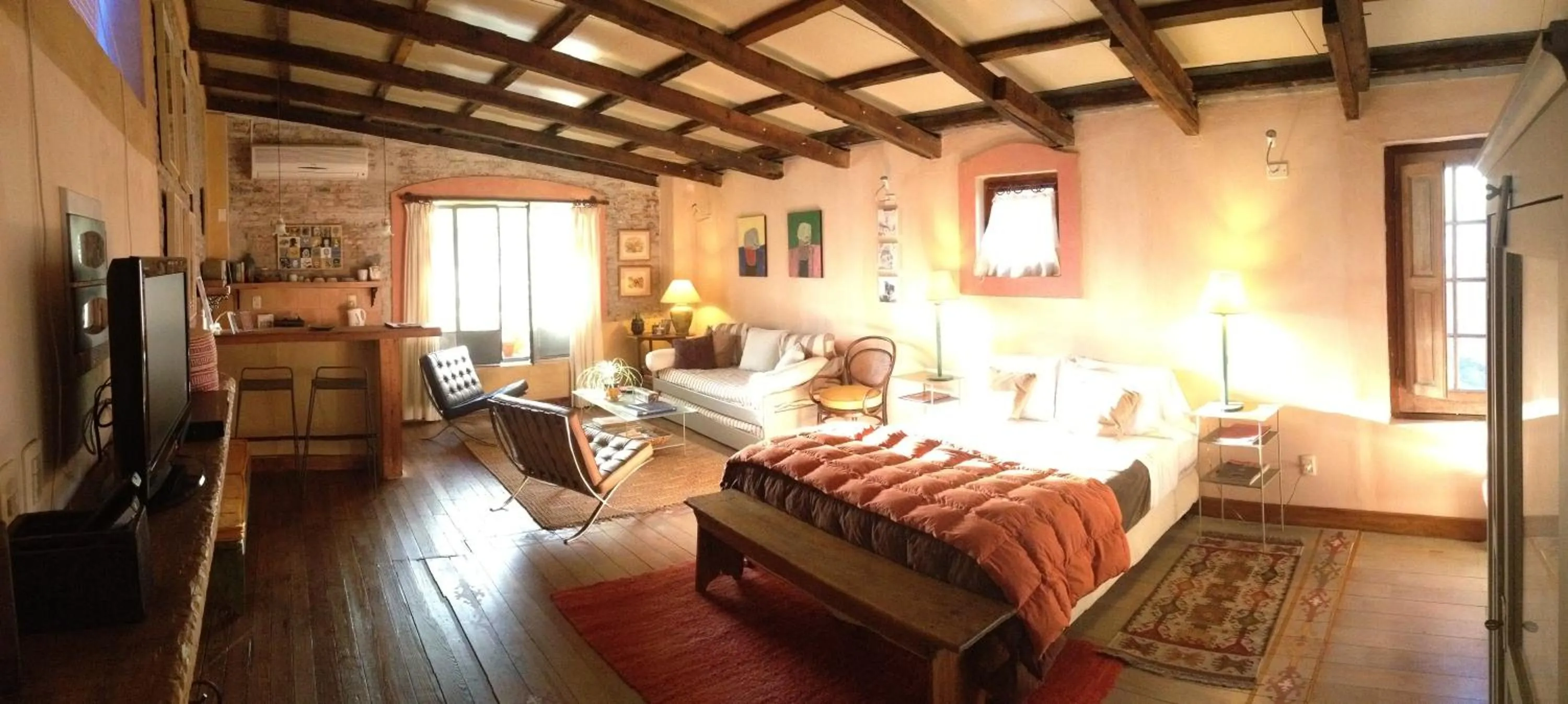 Photo of the whole room, Bed in Colonia Suite Apartments