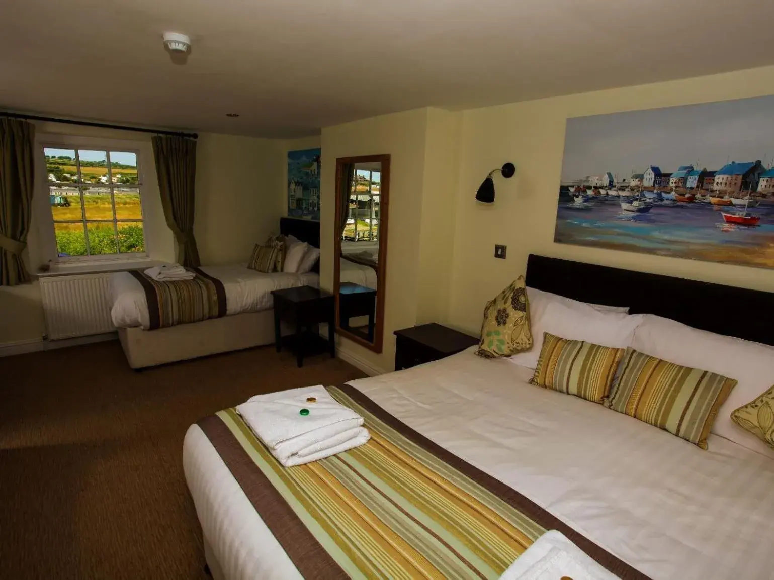 Bedroom, Bed in The George Bedroom, Bed in The George