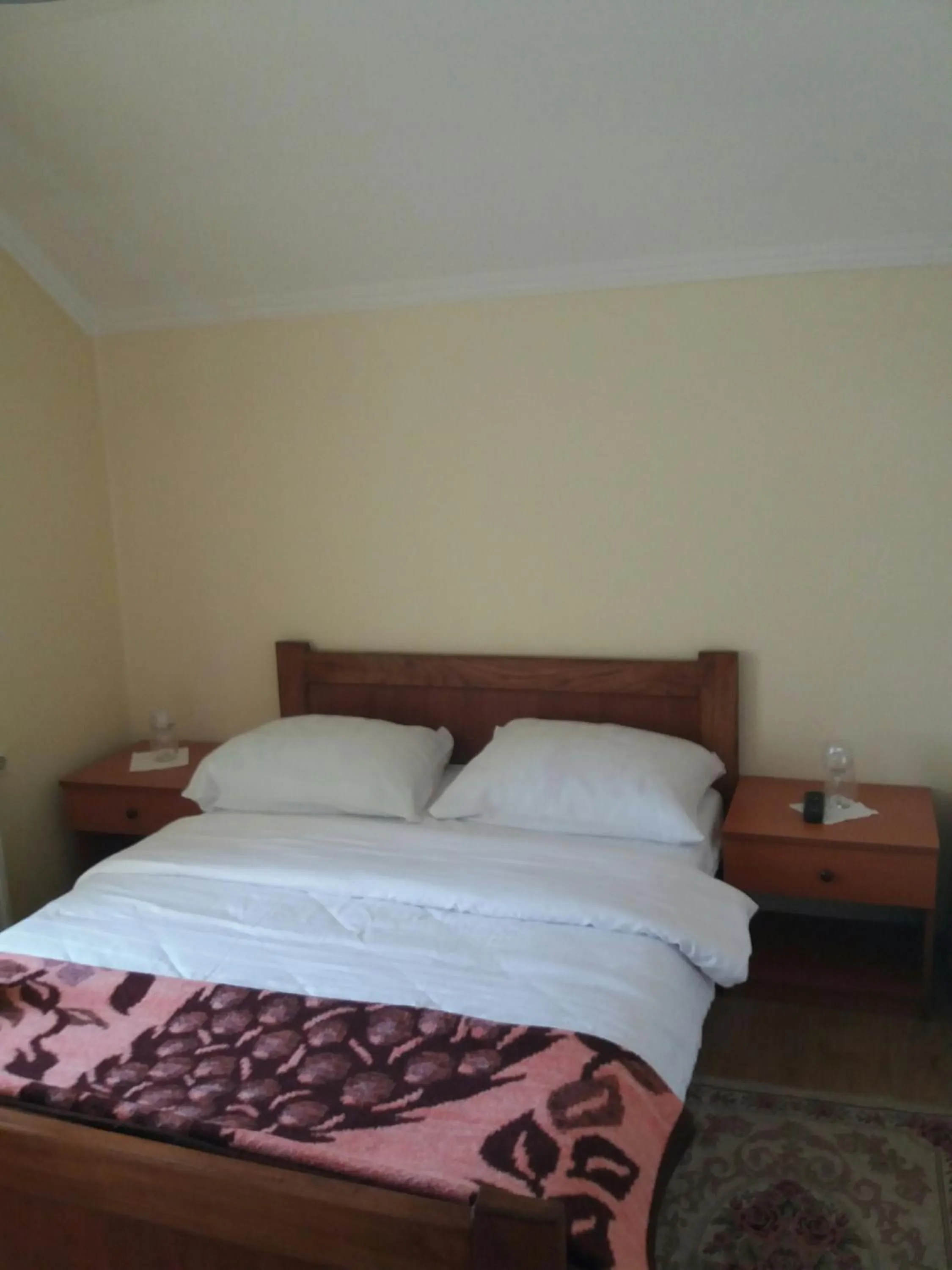 Bed in Motel Restoran Gurman